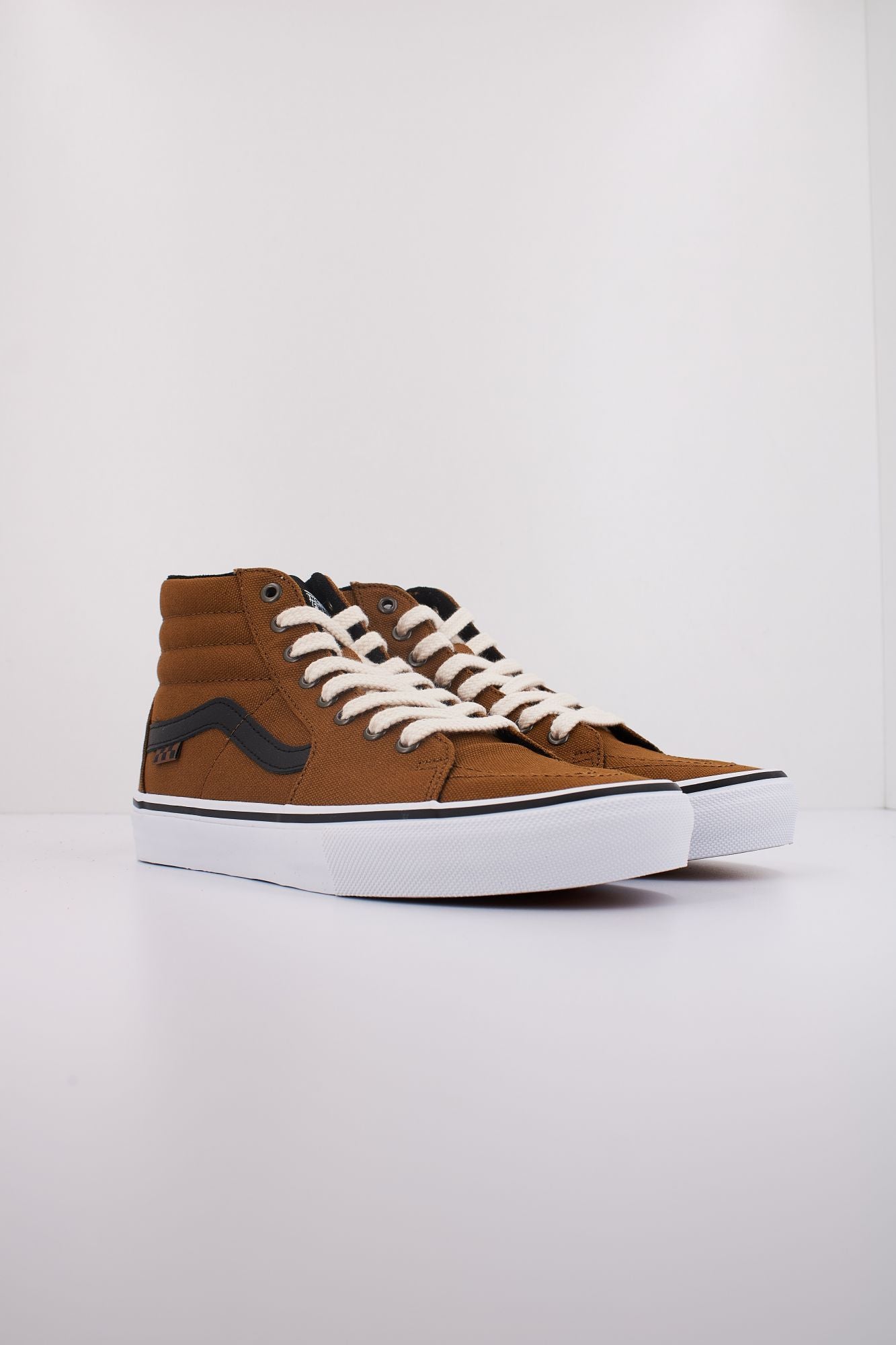 VANS SKATE SK8-HI en color MARRON (2)