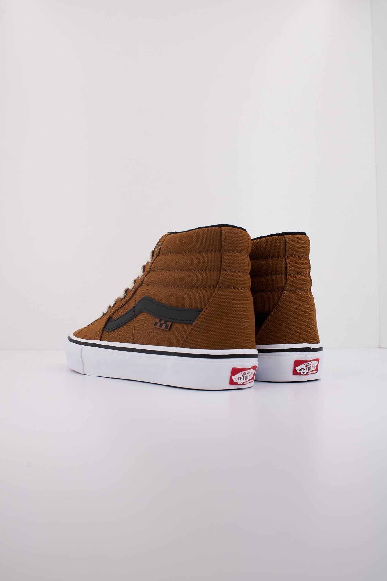 VANS SKATE SK8-HI en color MARRON (4)