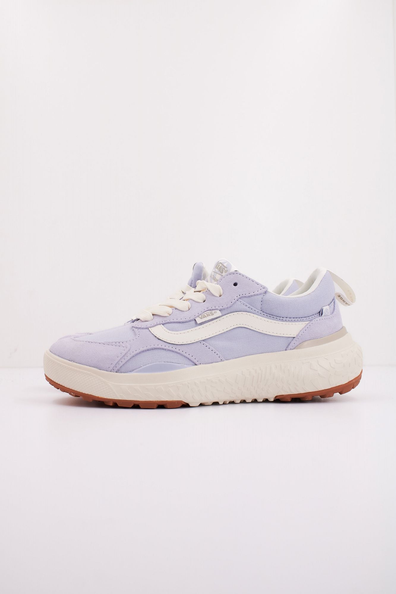 VANS ULTRARANGE NEO VR3 en color VIOLETA (1)