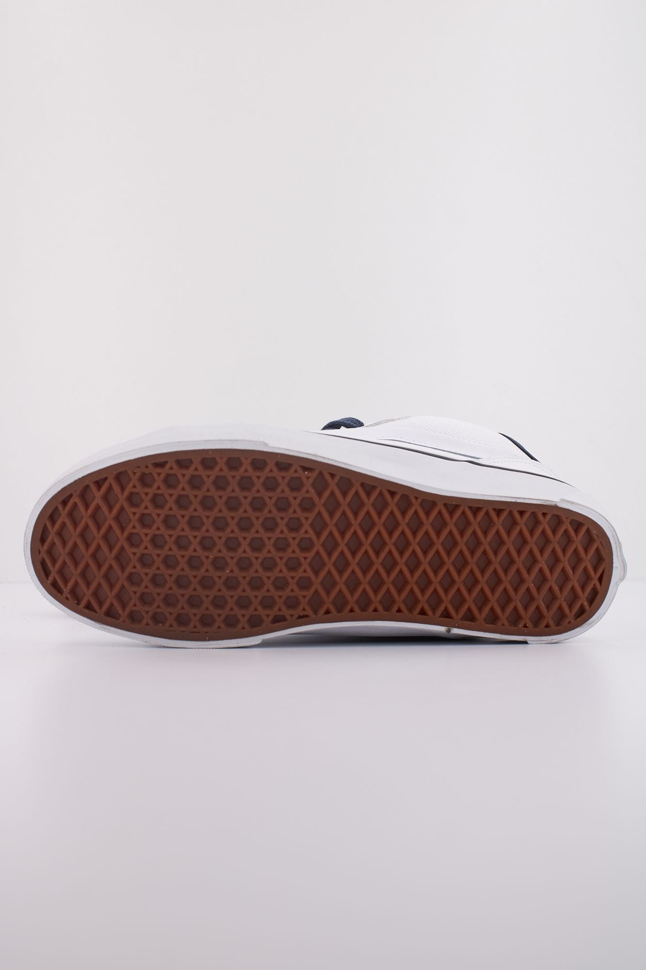 VANS KNU MID en color BLANCO (5)