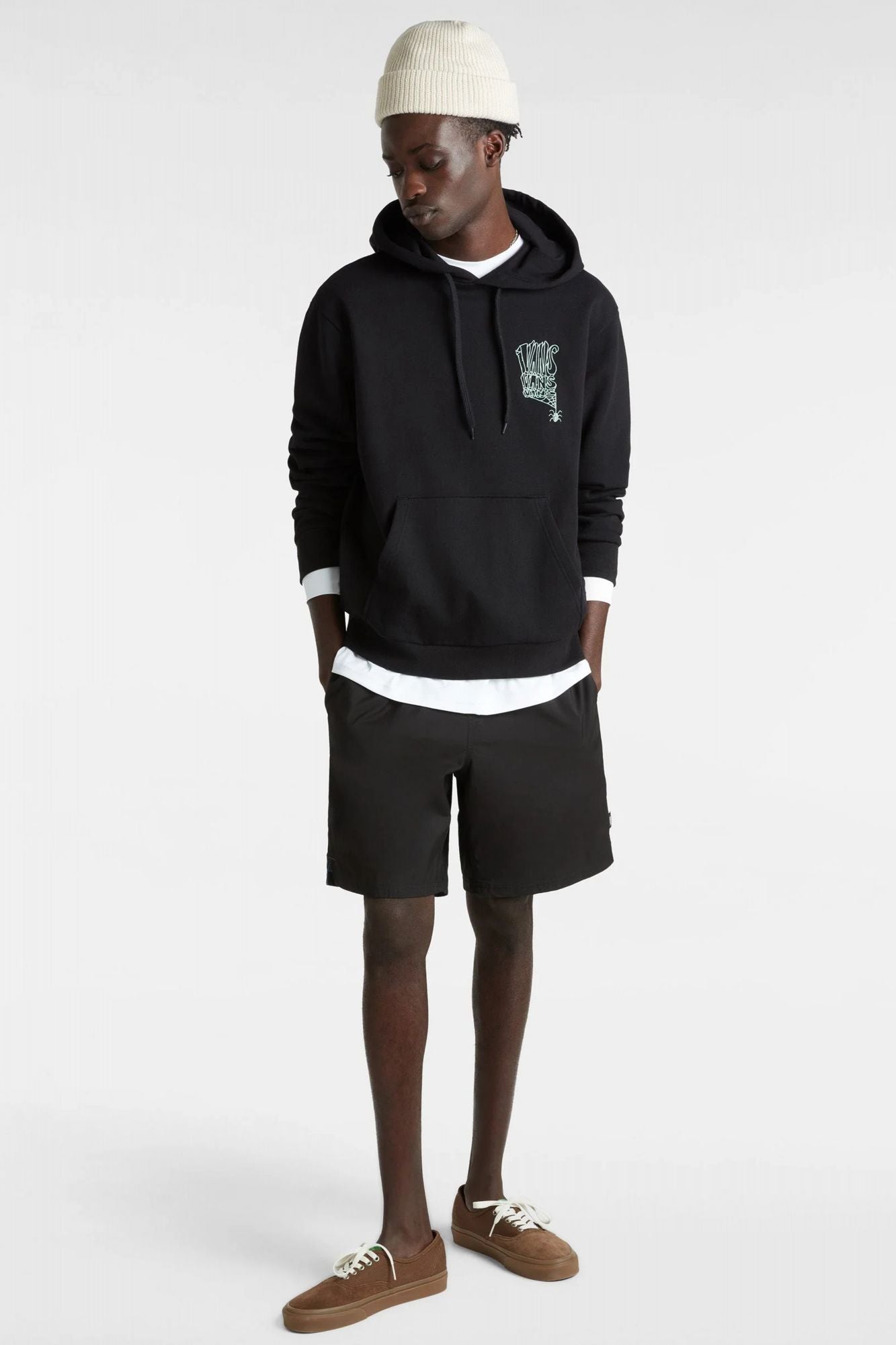 VANS SKOOL DOODLE FT RELAXE en color NEGRO (4)