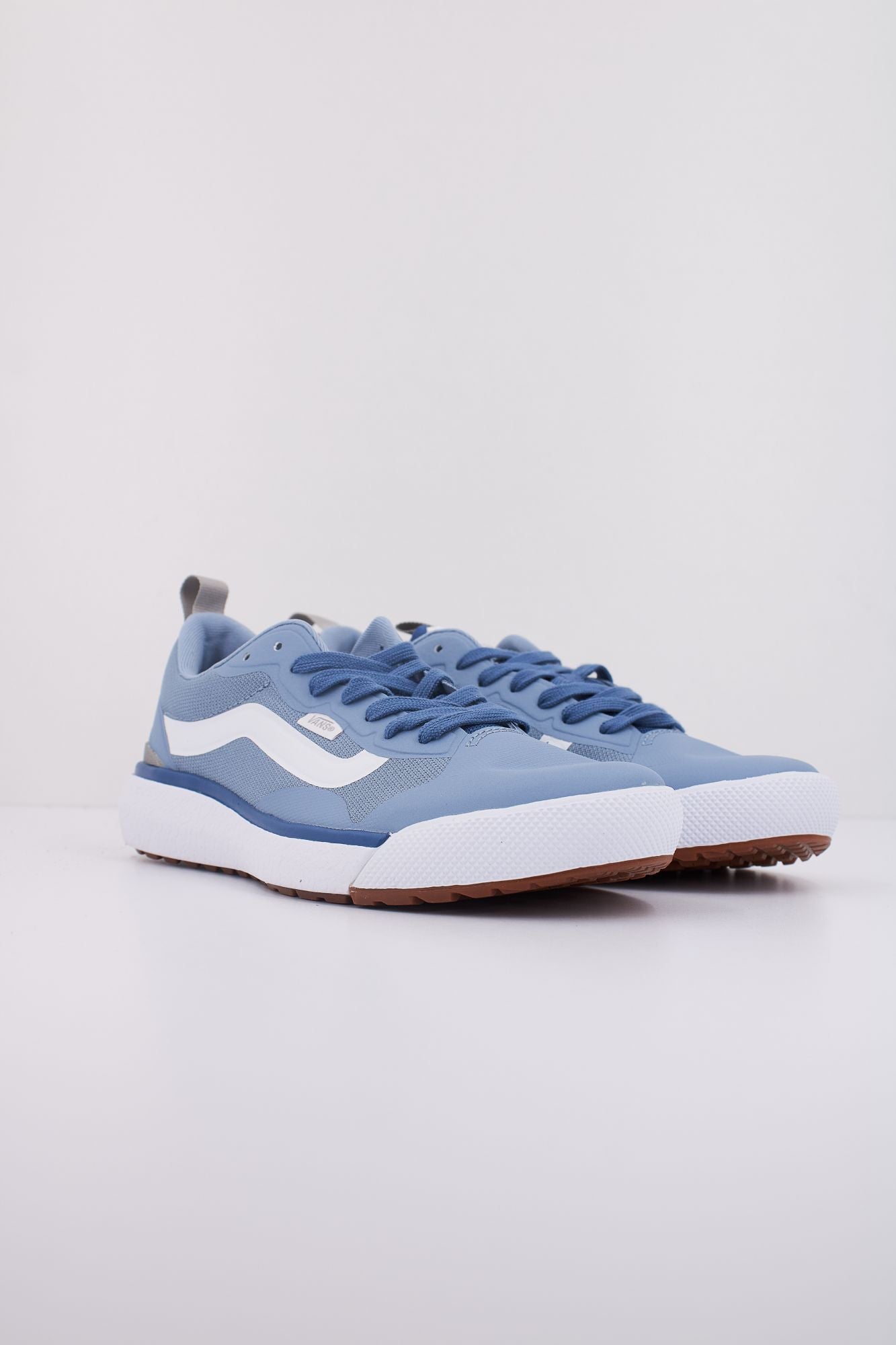 VANS ULTRARANGE EXO en color AZUL (2)