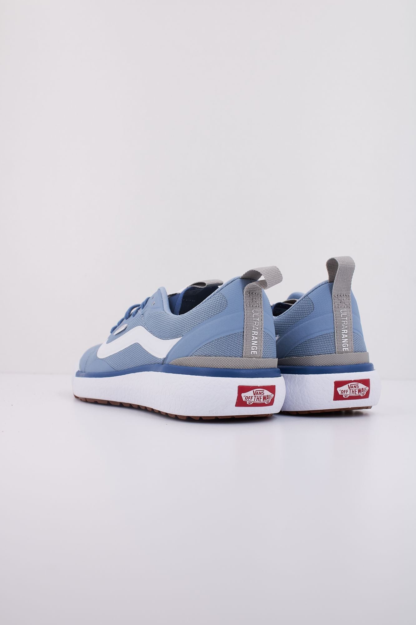 VANS ULTRARANGE EXO en color AZUL (4)