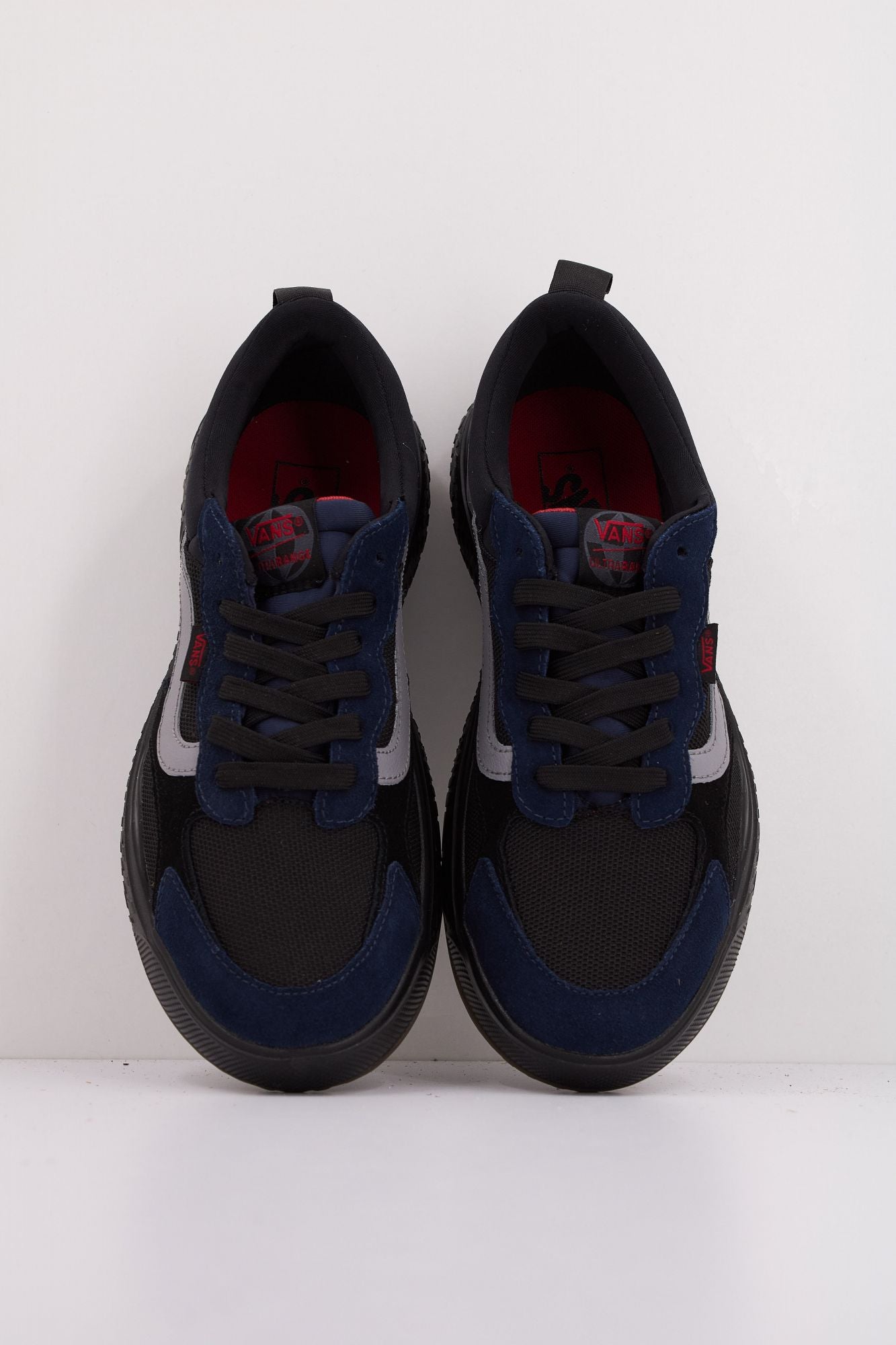 VANS MTE ULTRARANGE NEO VR3 en color AZUL (3)