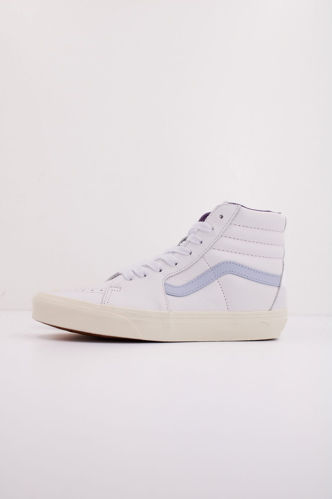 VANS SK8-HI PREMIUM LEATHER en color BLANCO (1)