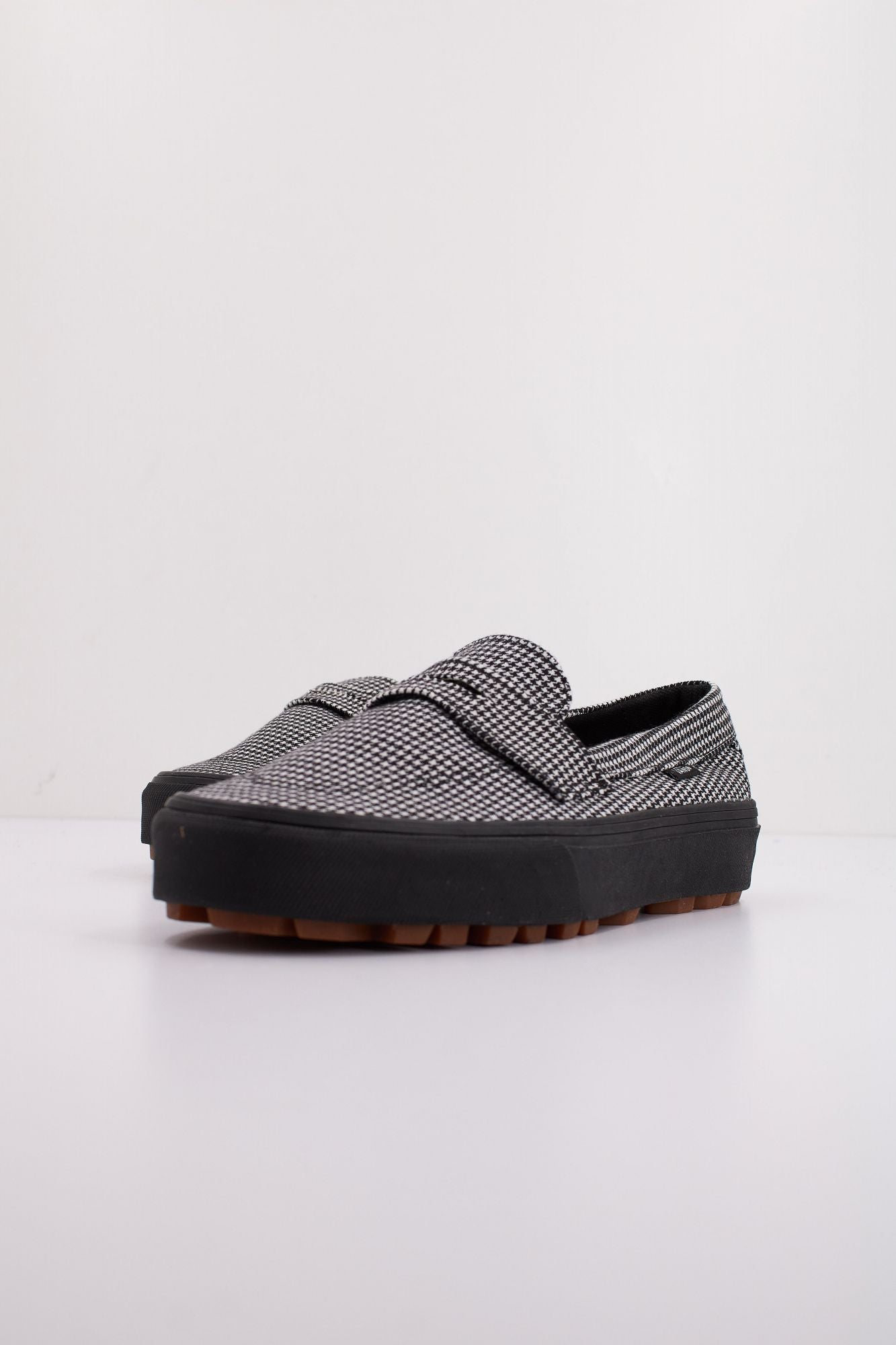 VANS STYLE 53 PLAID en color NEGRO (2)