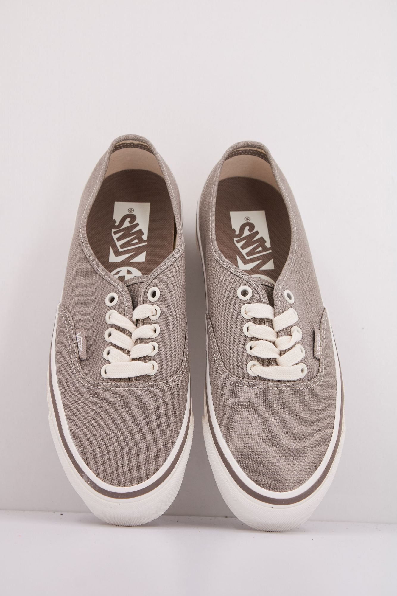 VANS MTE AUTHENTIC REISSUE en color MARRON CLARO (3)