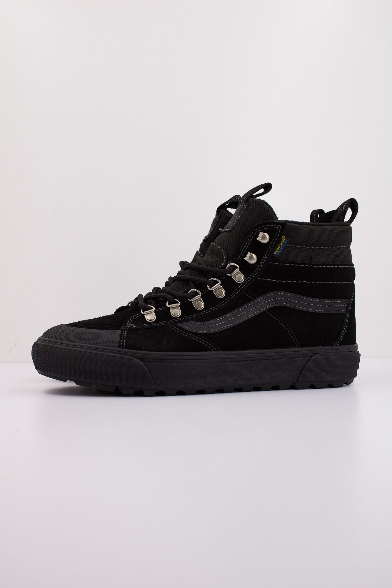 VANS MTE SK8-HI DR WATERPRO en color NEGRO (1)