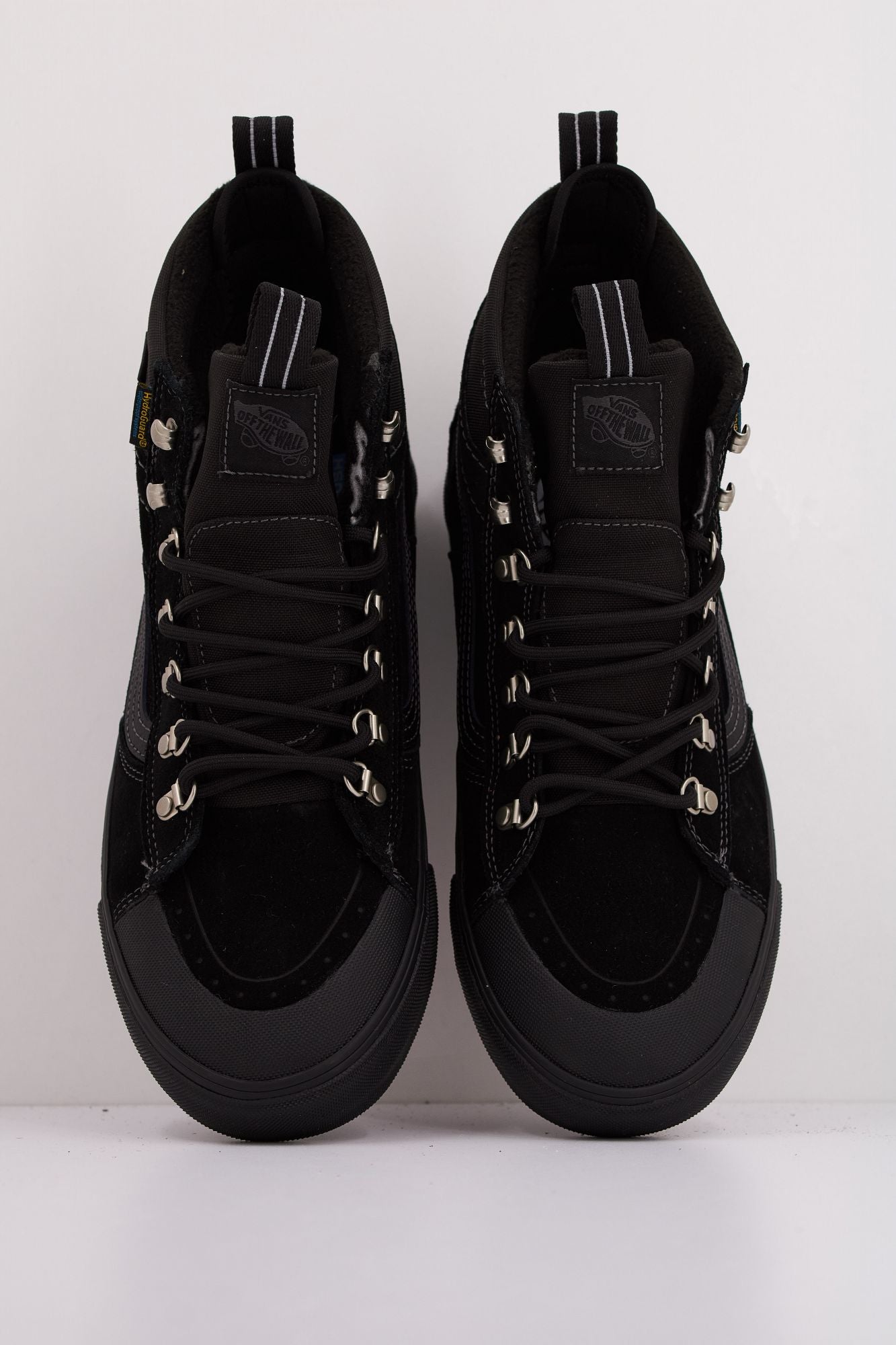 VANS MTE SK8-HI DR WATERPRO en color NEGRO (3)