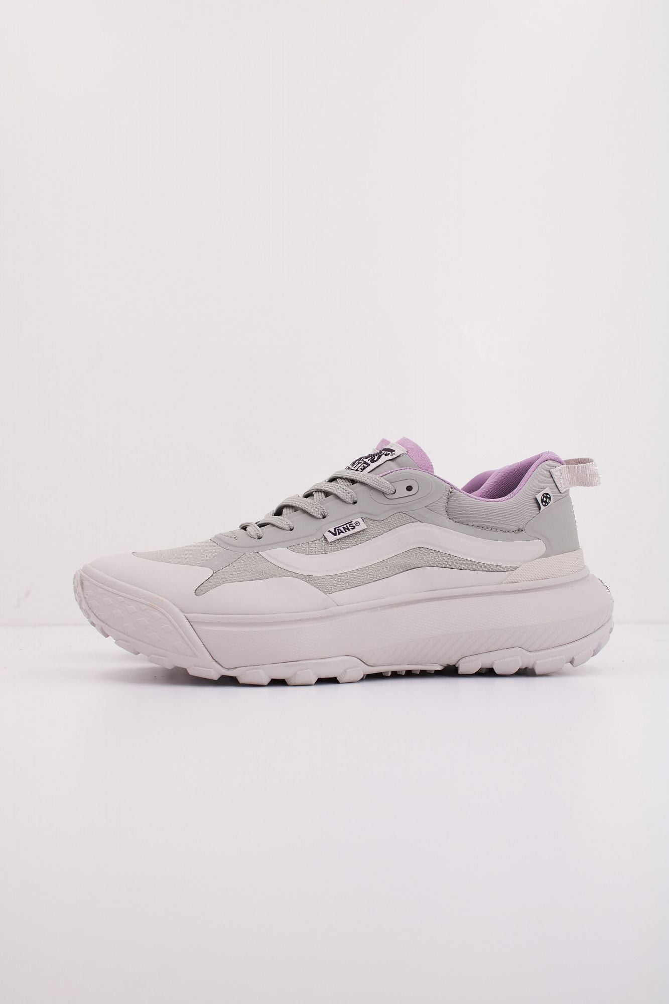 VANS MTE CROSSPATH en color GRIS (1)