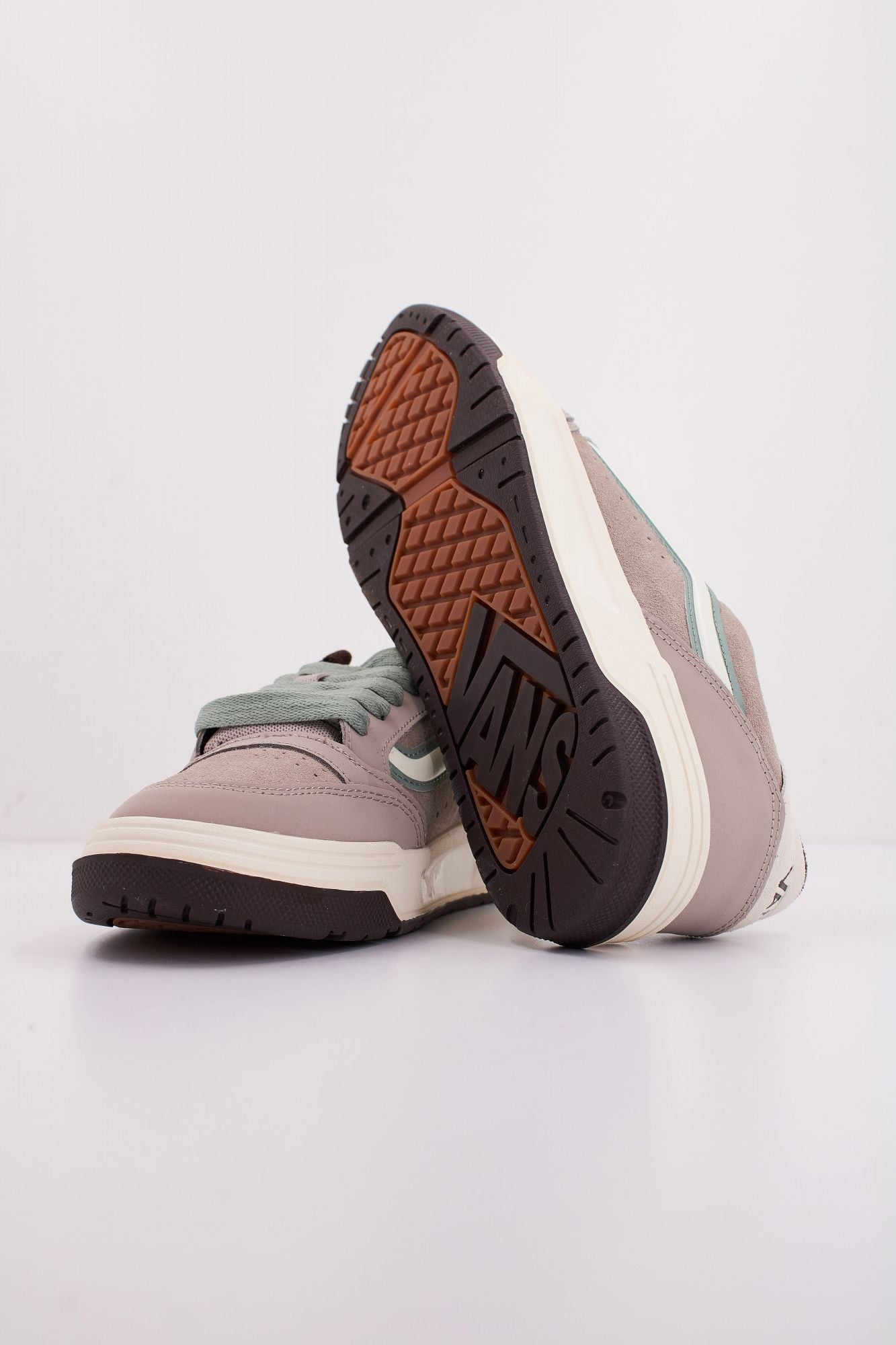 VANS HYLANE en color MARRON (5)