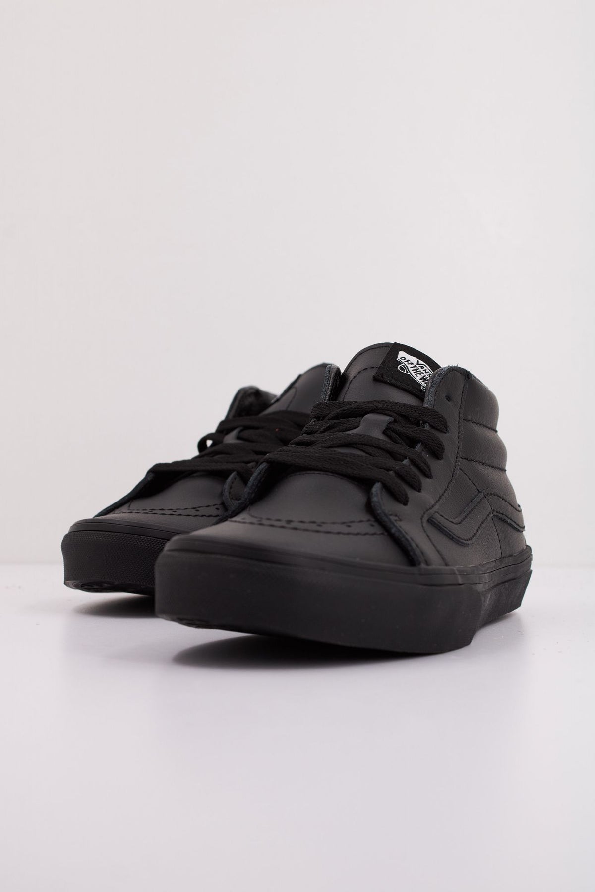 VANS SK8-MID REISSUE VN000D2YHF91 en color NEGRO (2)