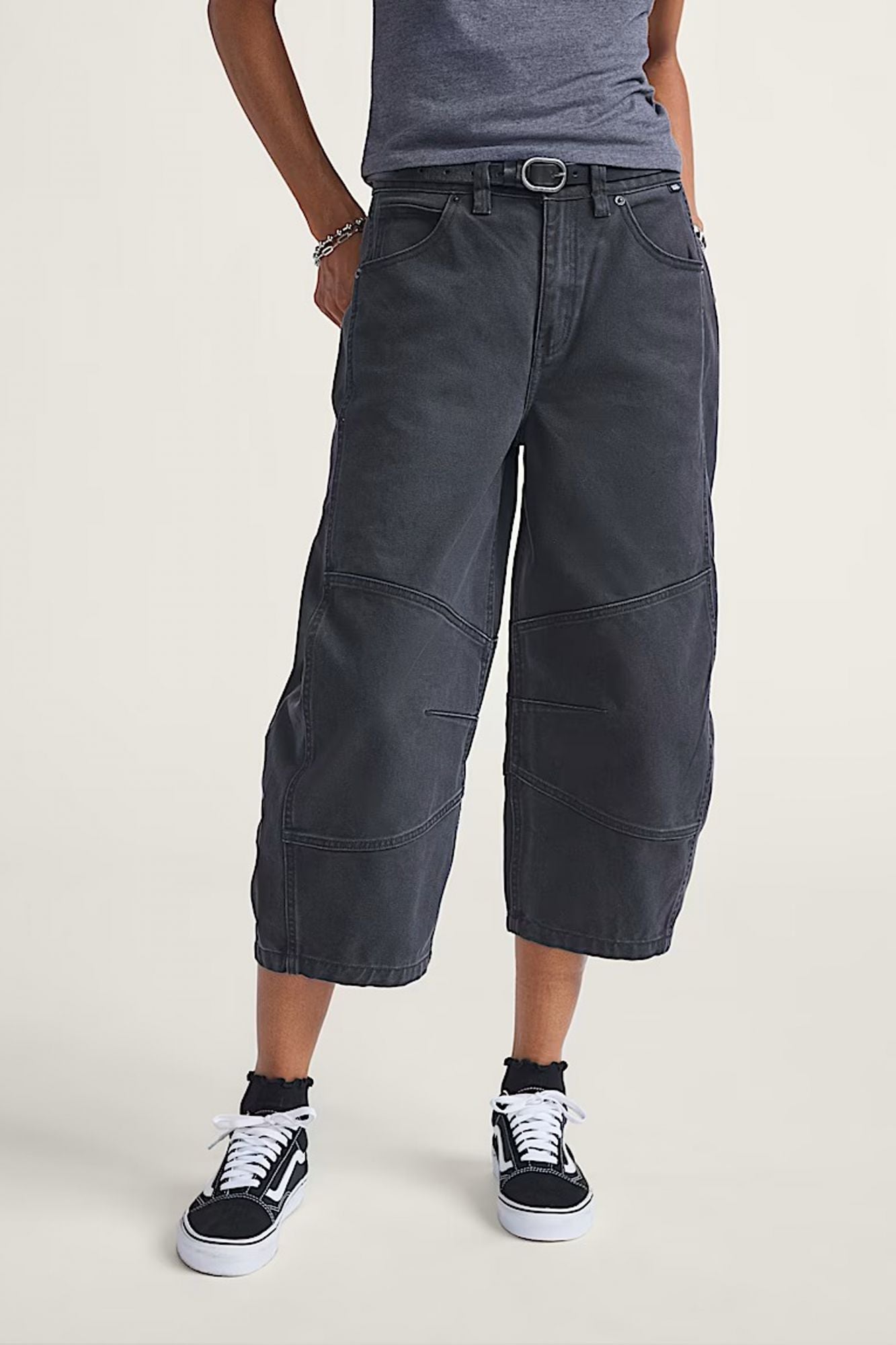 VANS BLAIRE CROPPED BARREL en color NEGRO (1)