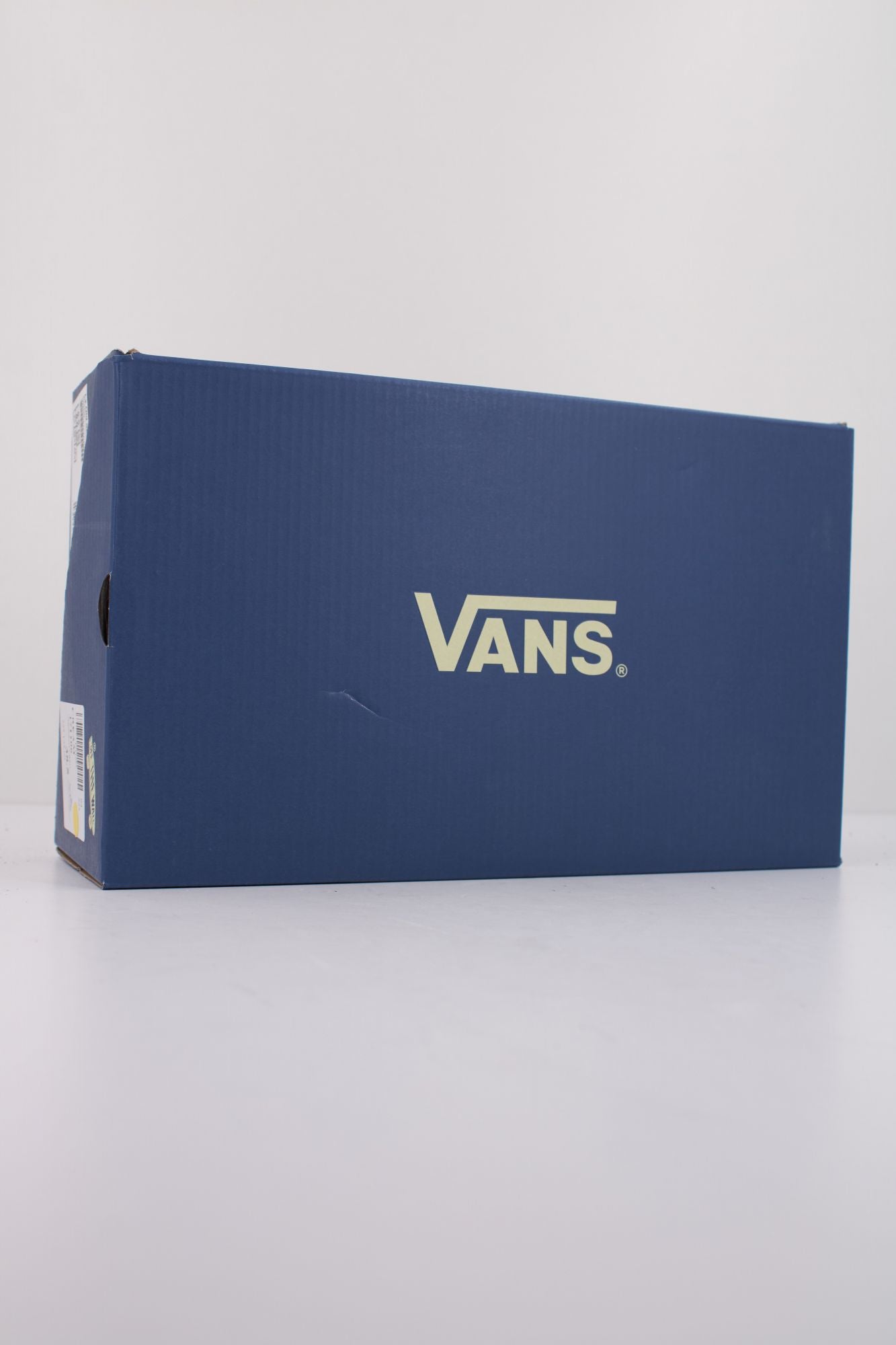 VANS  LX OLD SKOOL CHARMS  en color BEIS (6)