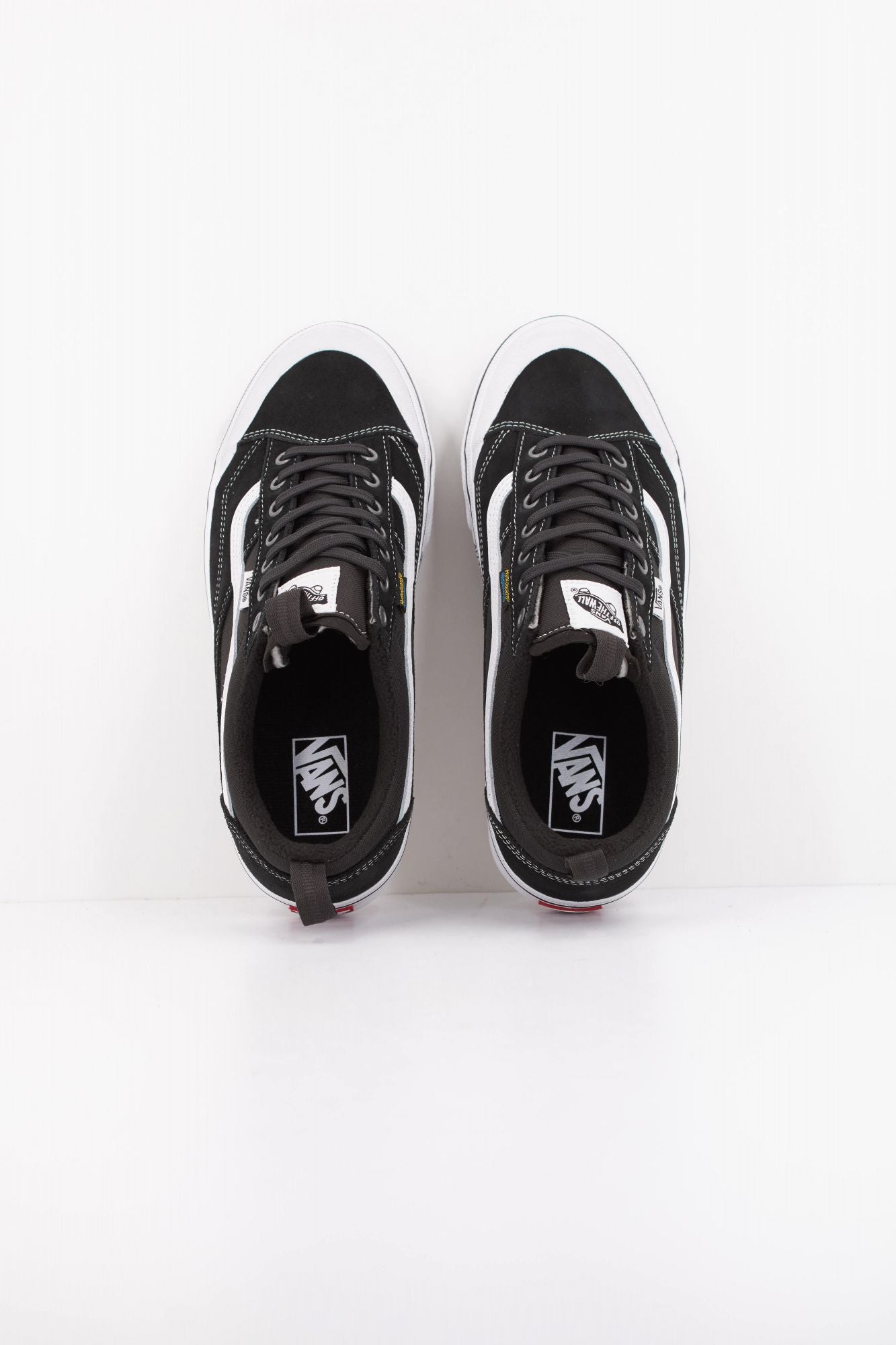 VANS MTE OLD SKOOL WATERPROOF en color NEGRO (5)