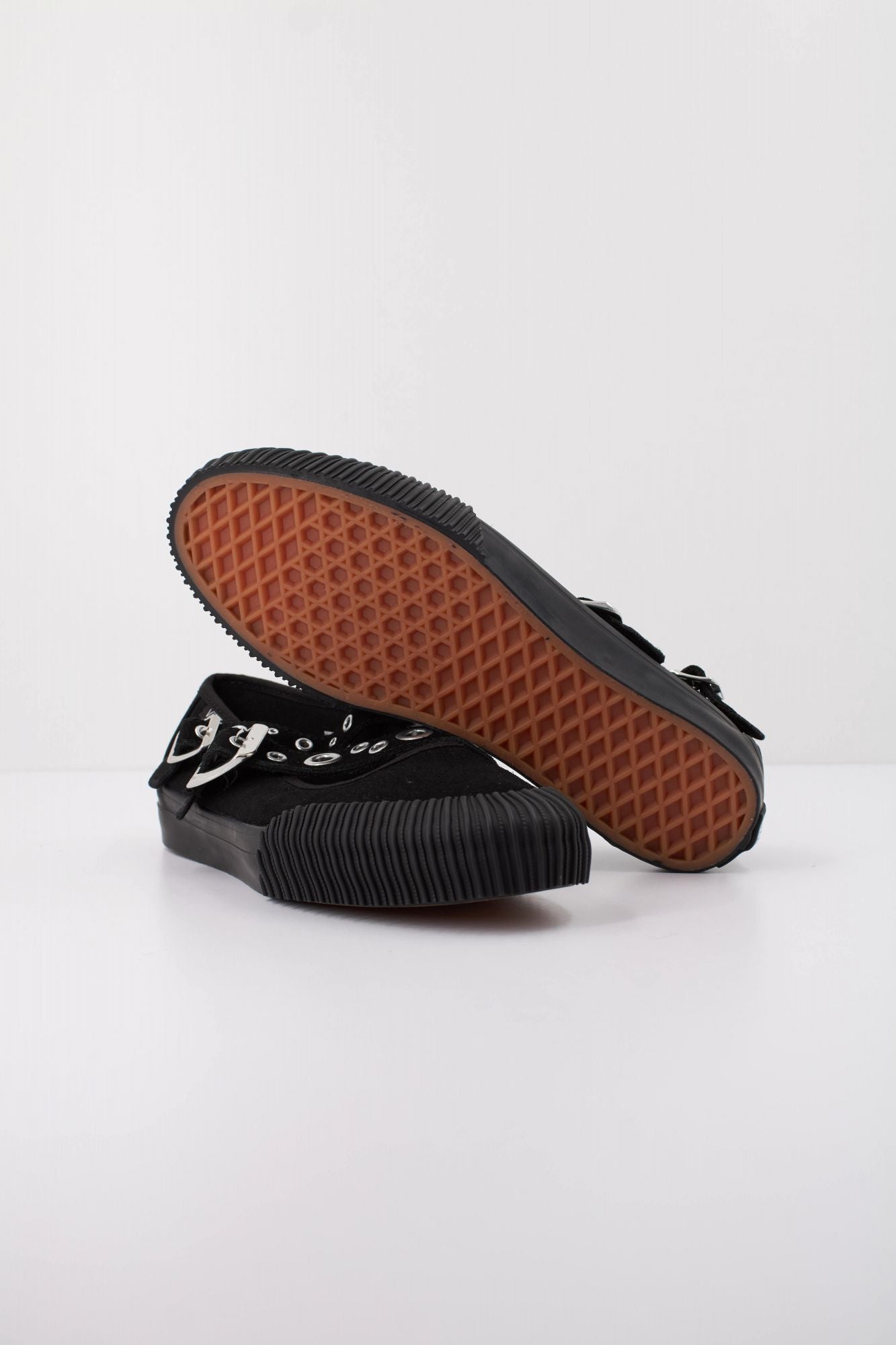 VANS MARY JANE STRAPS METAL en color NEGRO (5)