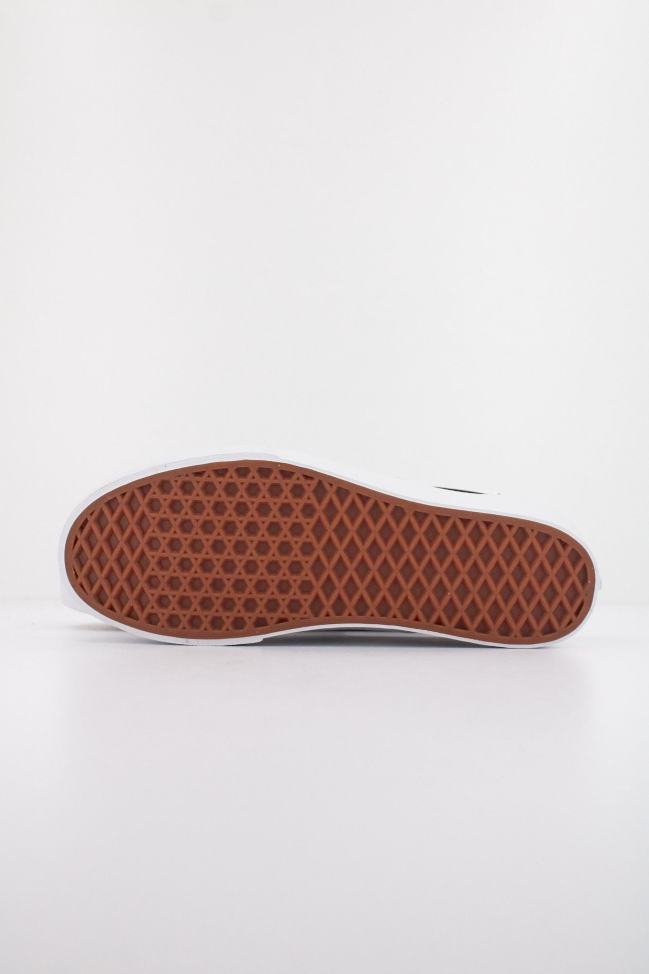 VANS CLASSIC SLIP-ON PLATFORM en color NEGRO (5)