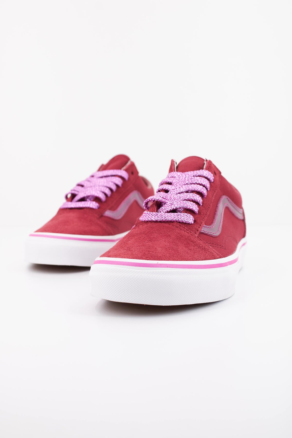 VANS OLD SKOOL MTLC en color BURDEOS (2)