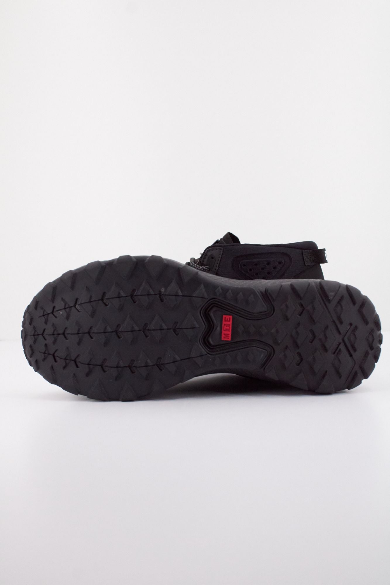 VANS CRISSPATH MID en color NEGRO (5)