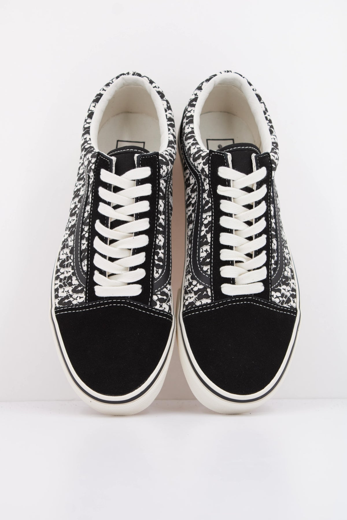 VANS OLD SKOOL VN000E9TBPT1 en color NEGRO (3)