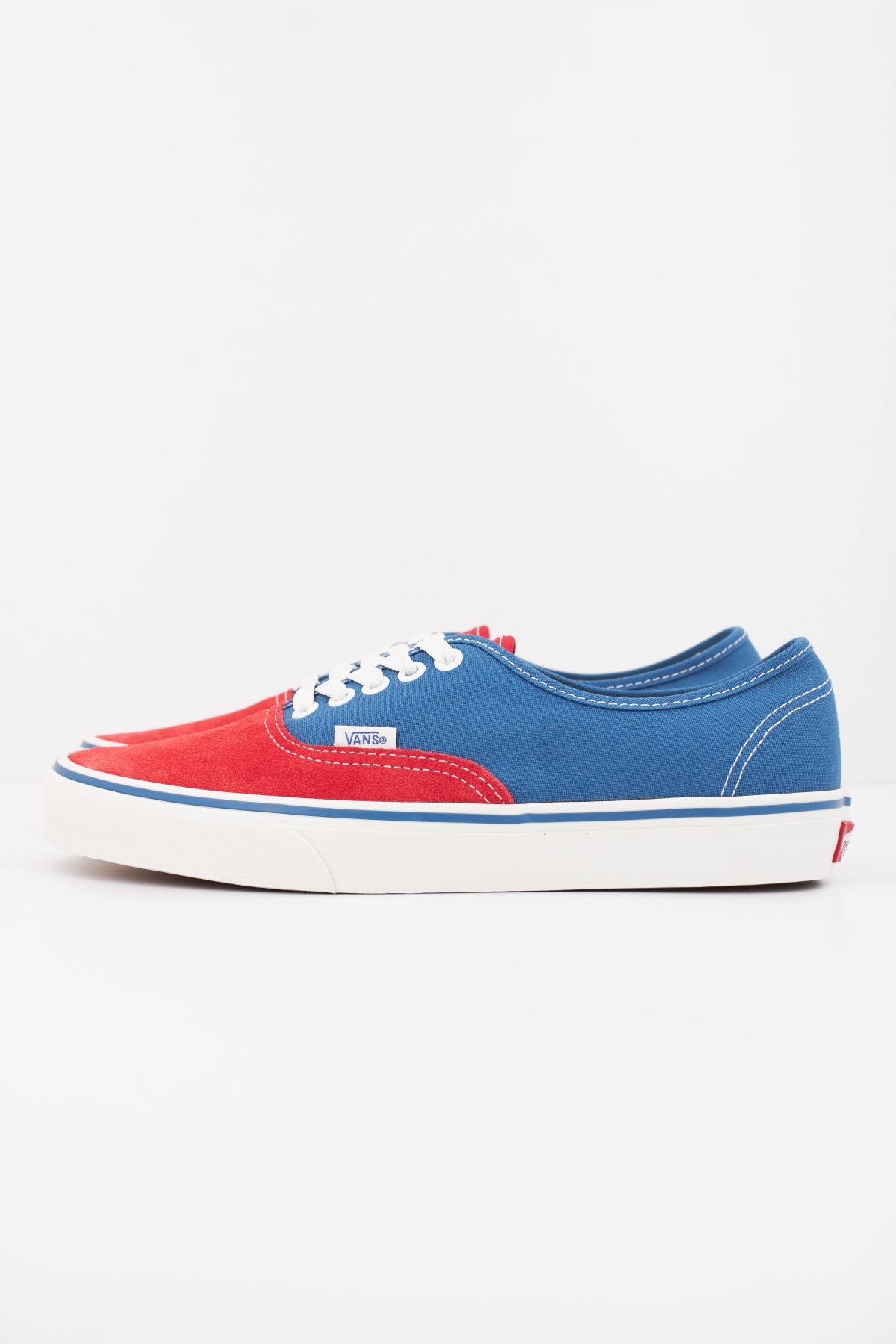 VANS AUTHENTIC en color MULTICOLOR (1)