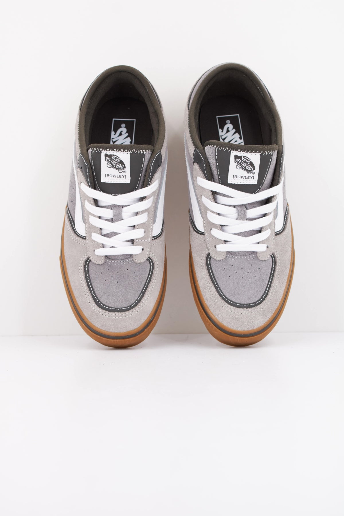 VANS ROWLEY CLASSIC GUM en color GRIS (3)