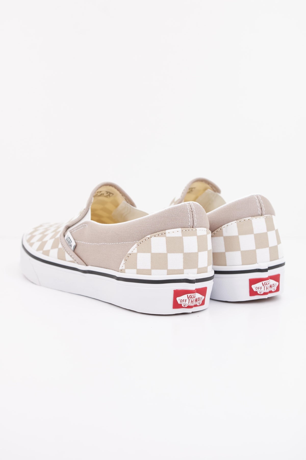 VANS CLASSIC SLIP-ON VN000D6YH2B1 en color BEIS (4)