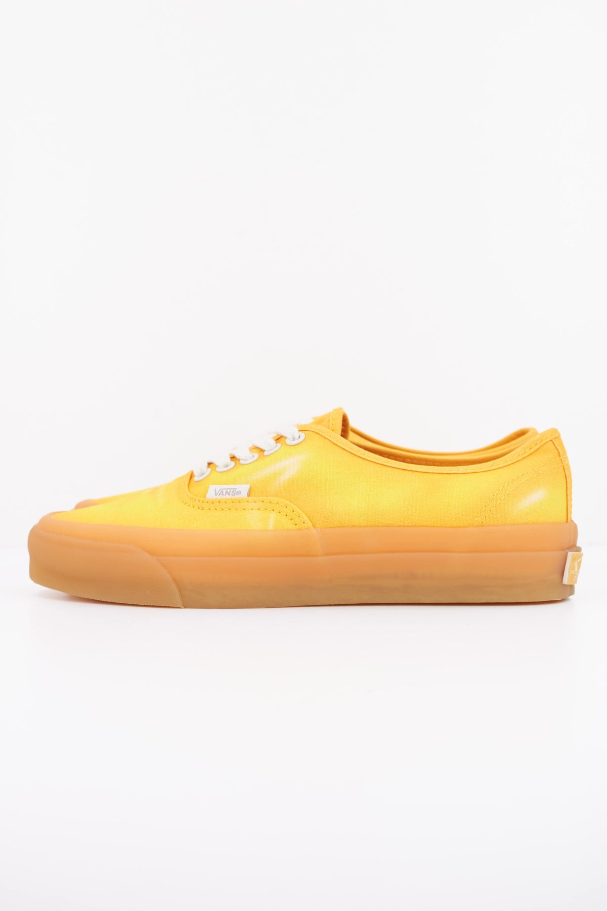 VANS  AUTHENTIC  en color AMARILLO (1)