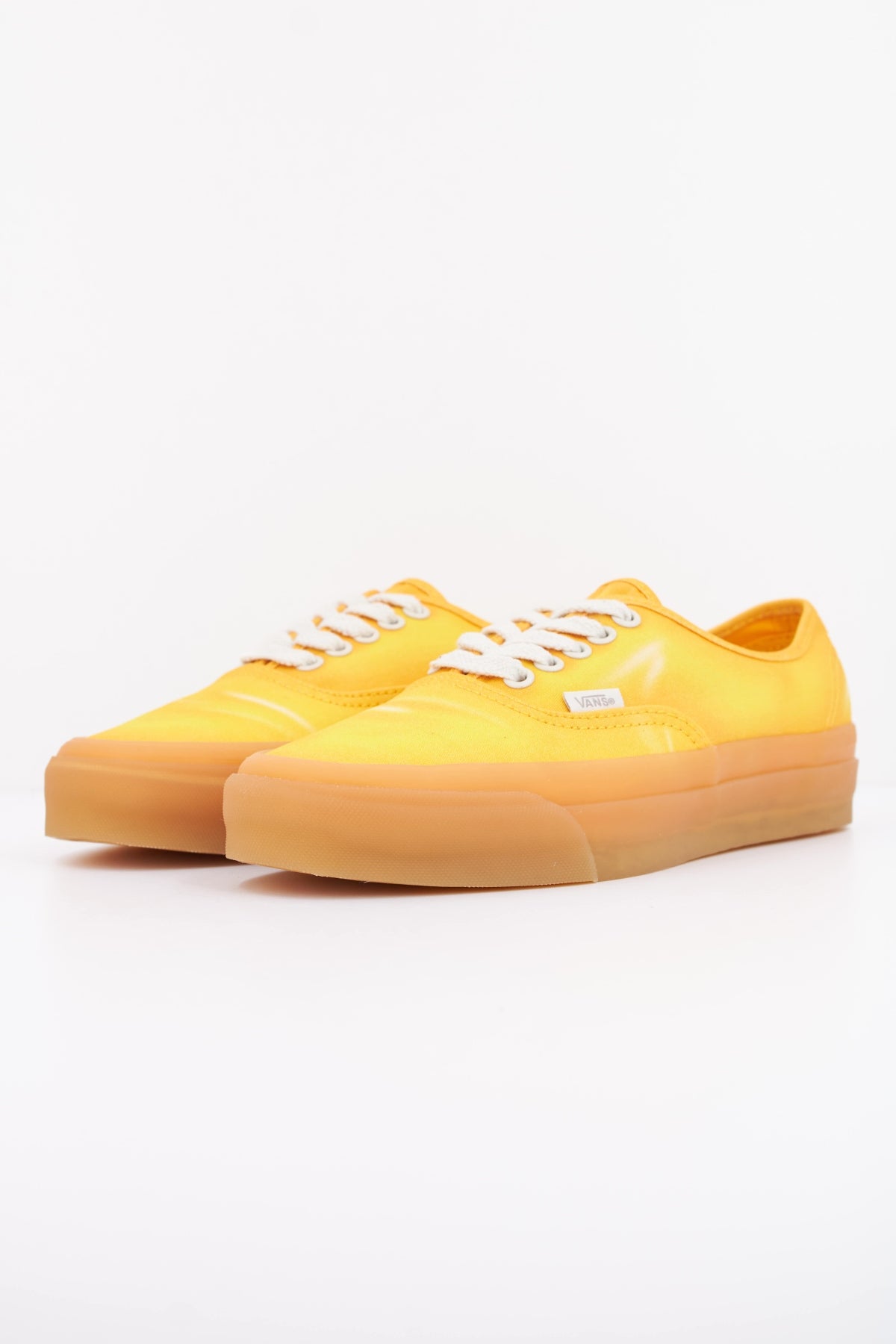 VANS  AUTHENTIC  en color AMARILLO (2)