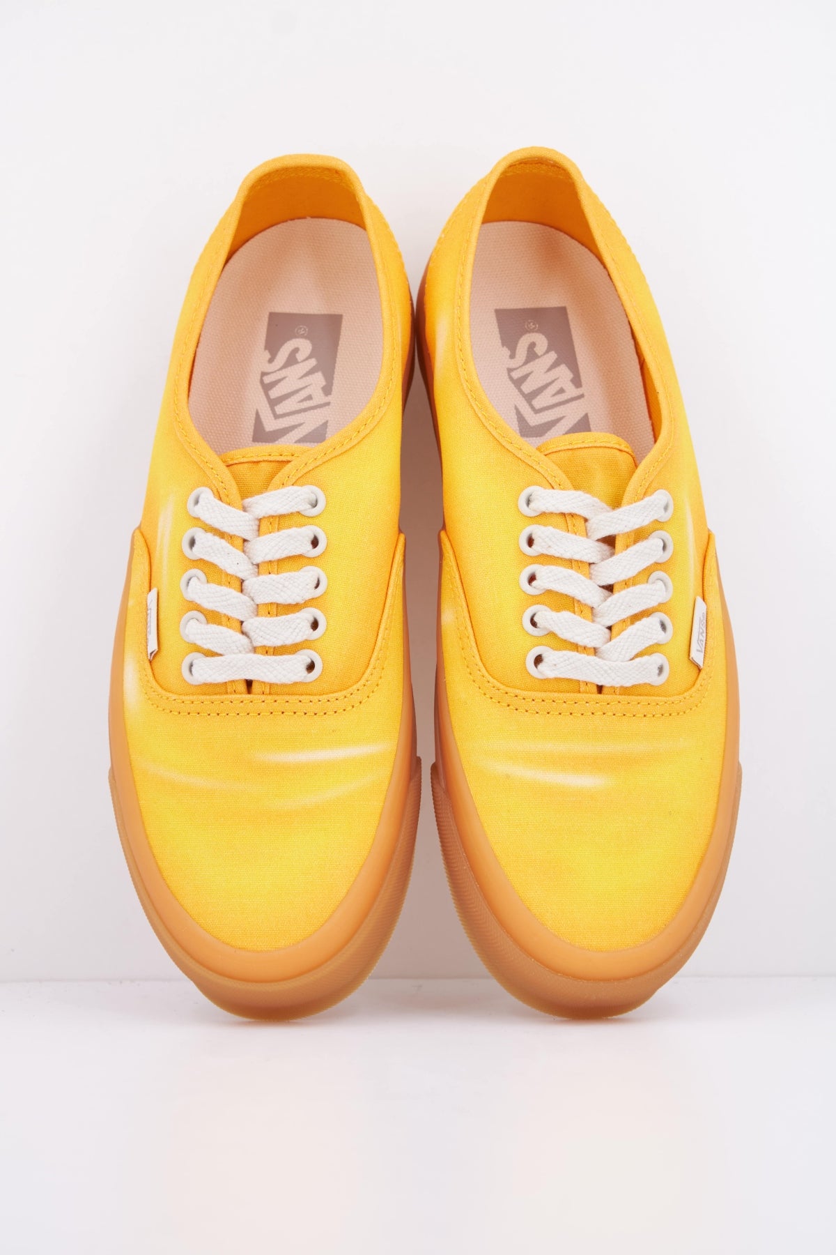 VANS  AUTHENTIC  en color AMARILLO (3)