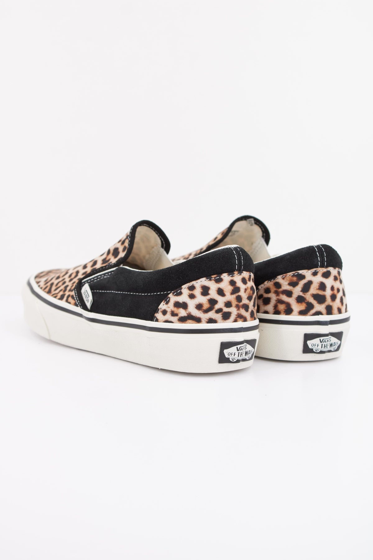 VANS CLASSIC SLIP-ON VN000ED2YY61 en color ANIMAL PRINT (4)