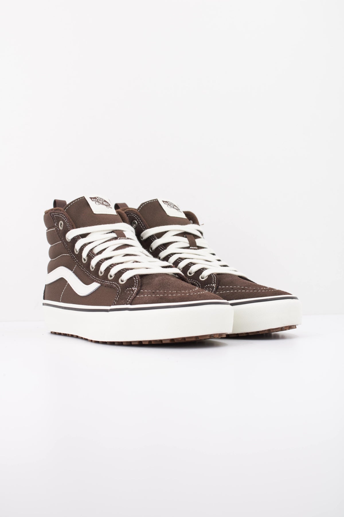 VANS VN000Y613N11 SK8 HI en color MARRON (2)