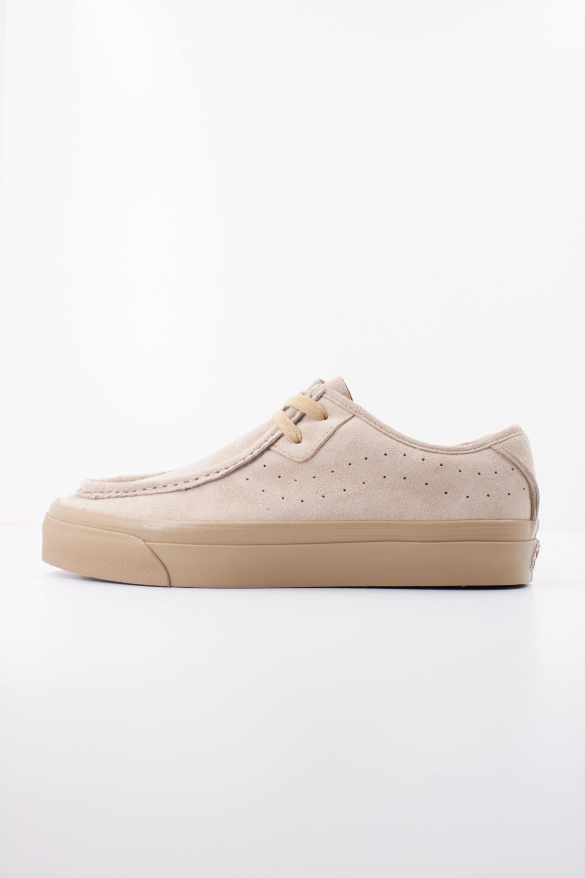 VANS LX CARVER LOW VN000Z3XICX1 en color BEIS (1)