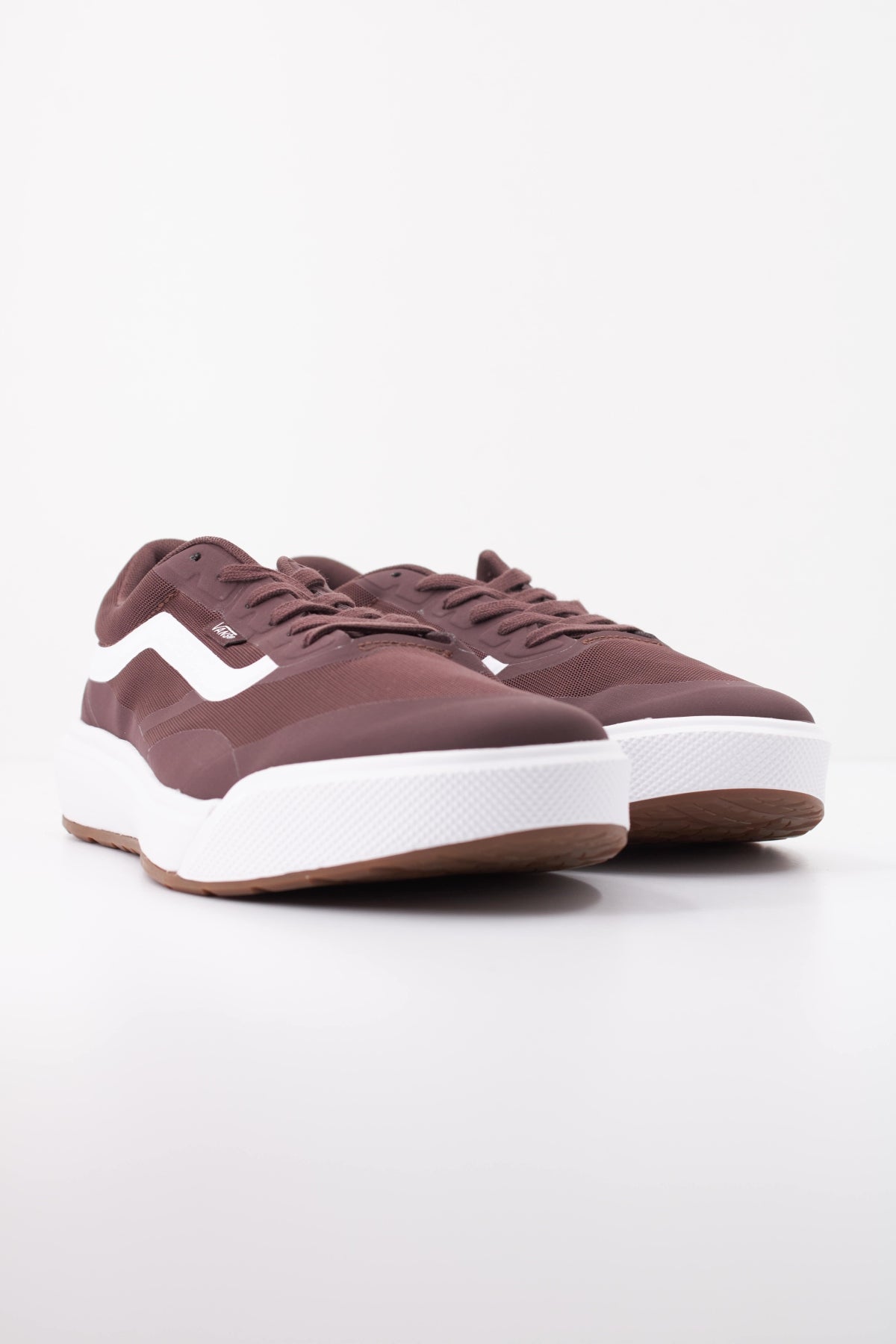 VANS ULTRARANGE VN000EHTGRB1 en color BURDEOS (2)