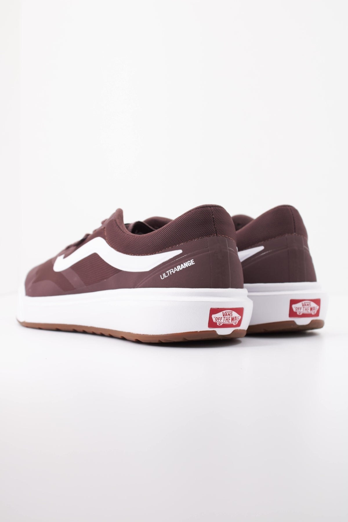 VANS ULTRARANGE en color BURDEOS (4)