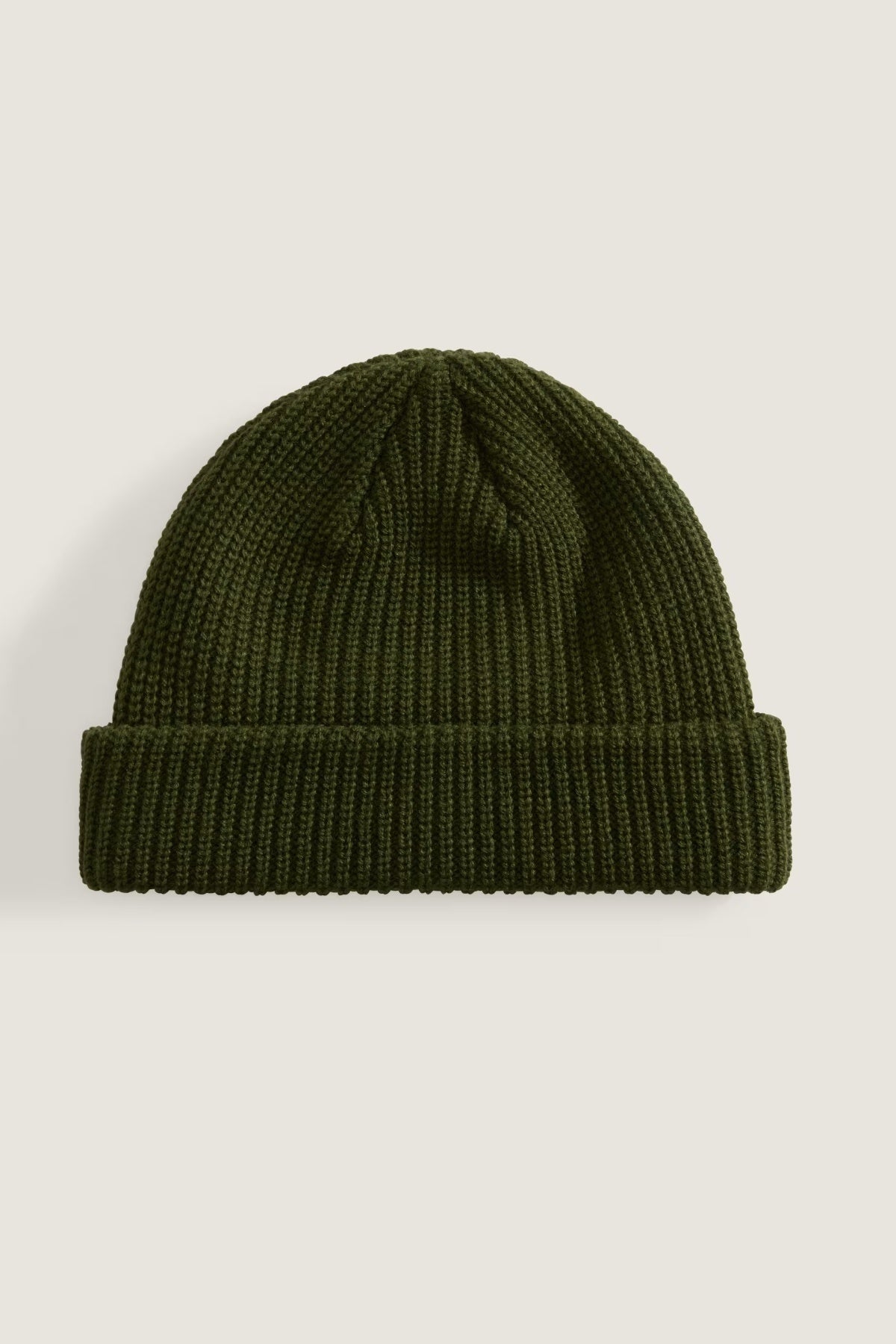 VANS VN000Q1GGRK1 CORE BASIC CUFF BEANIE en color  (2)