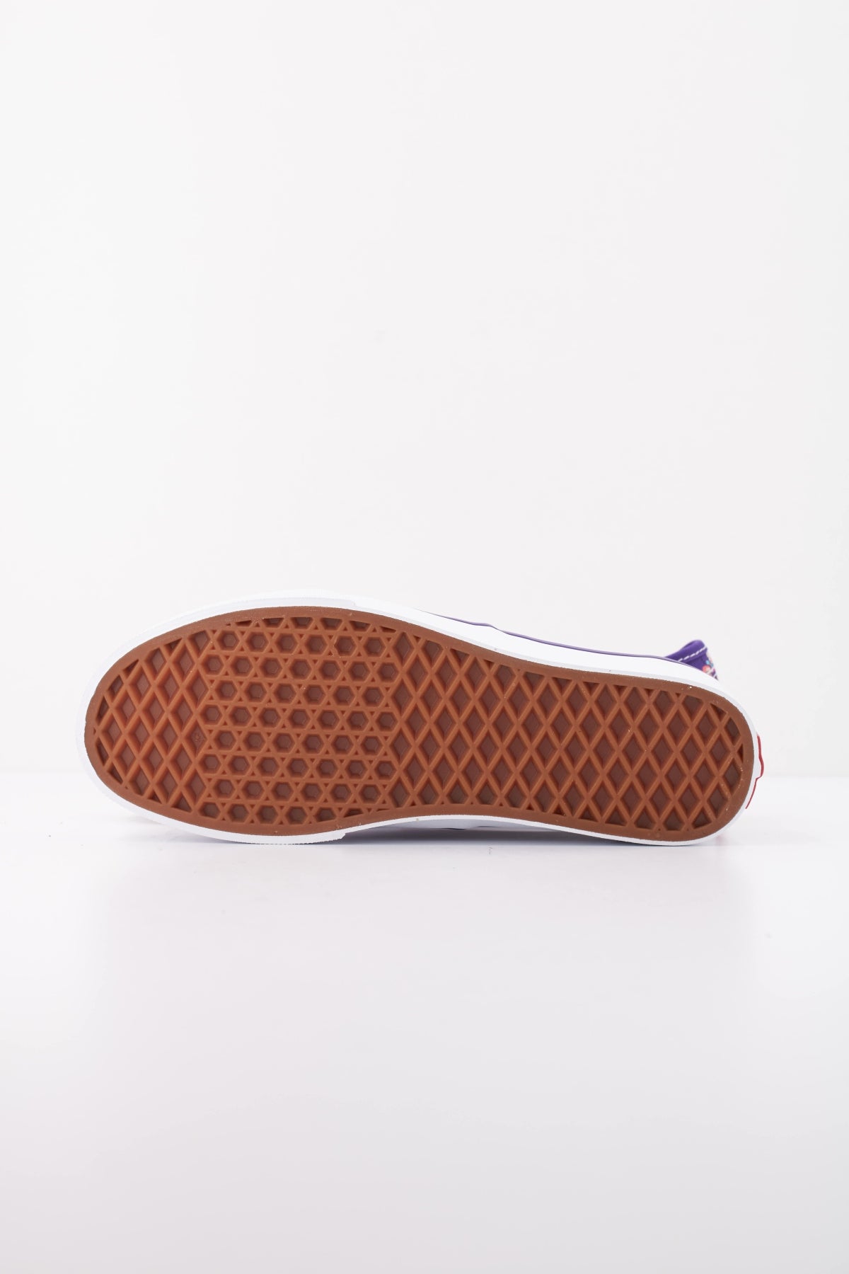VANS VN0010X7PRP1 en color VIOLETA (5)