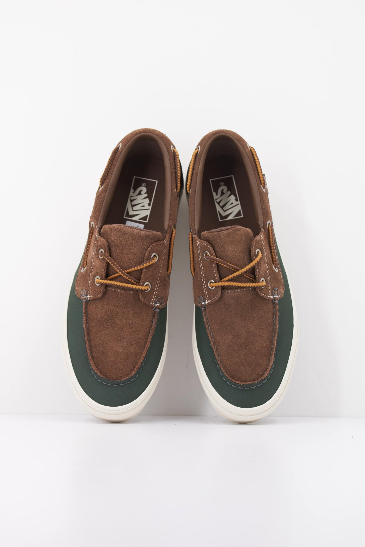 VANS 2-EYELET BOAT SHOE VN000Z96TD81 en color VERDE (3)