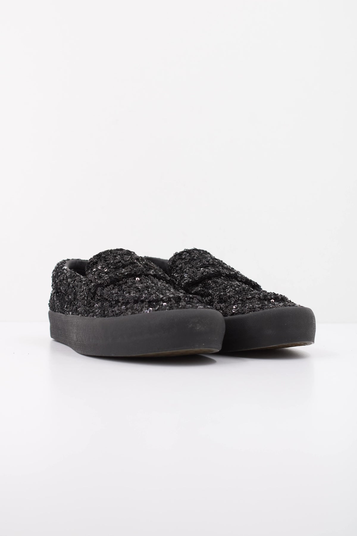 VANS VN000Z76BLK1 en color NEGRO (2)