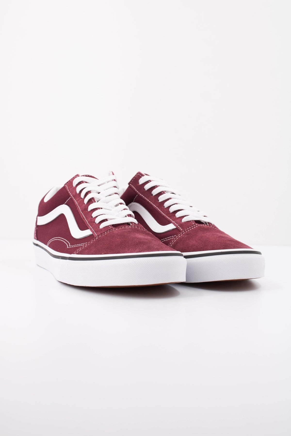 VANS VN0A38G15U71  en color BURDEOS (2)