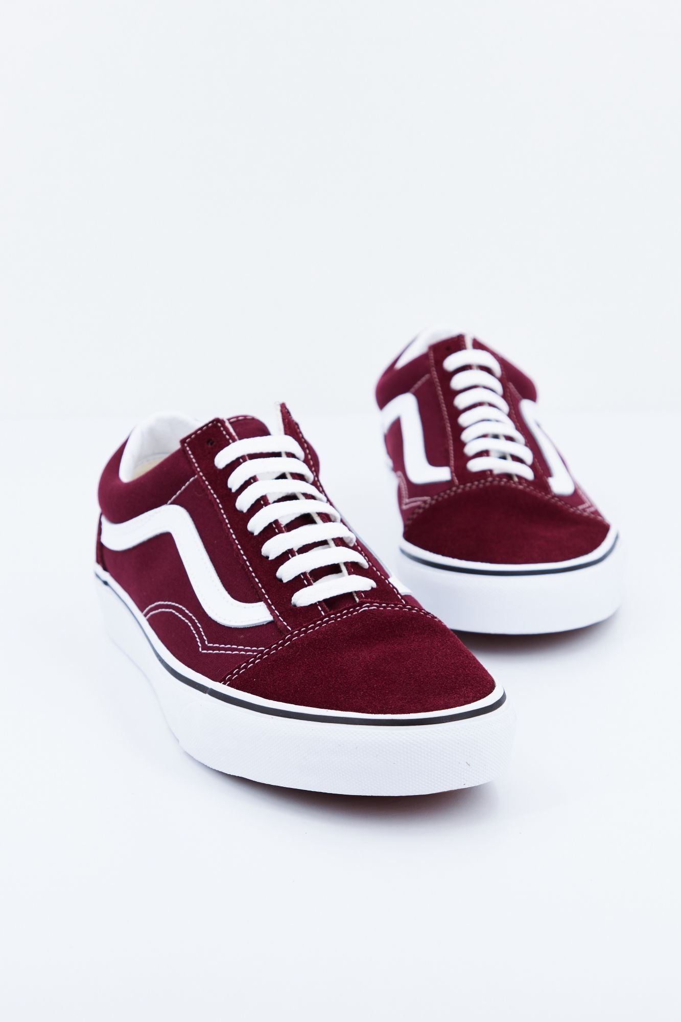 VANS VN0A38G15U71  en color BURDEOS (4)