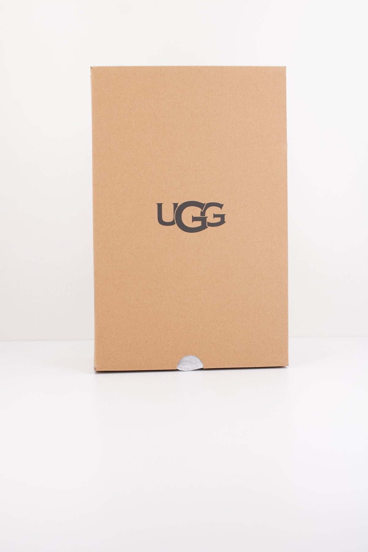 UGG CLASSIC ULTRA MINI 1116109U en color GRIS (6)