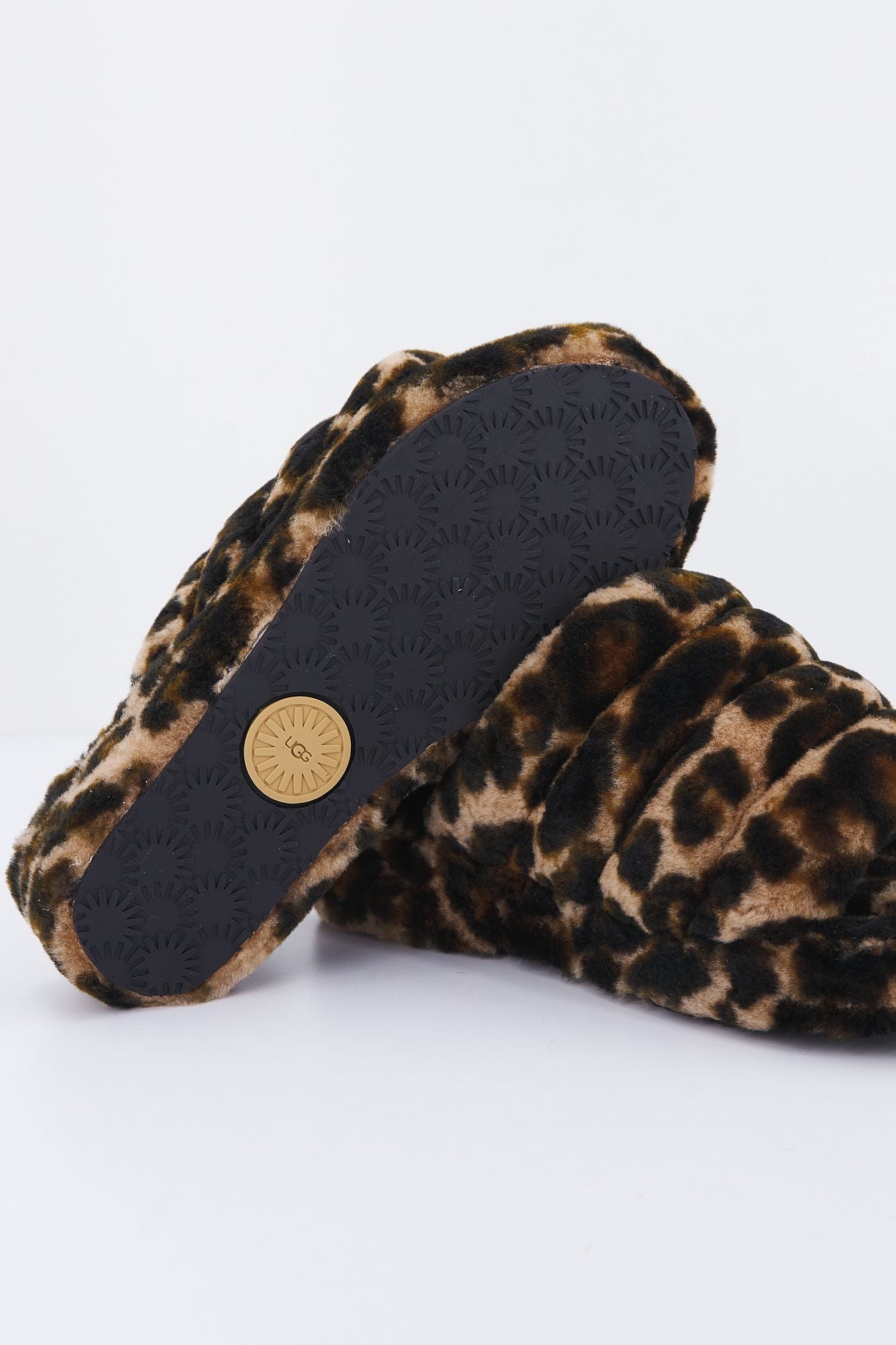 UGG W FLUFF YEAH SLIDE PANTHER en color ANIMAL PRINT (4)