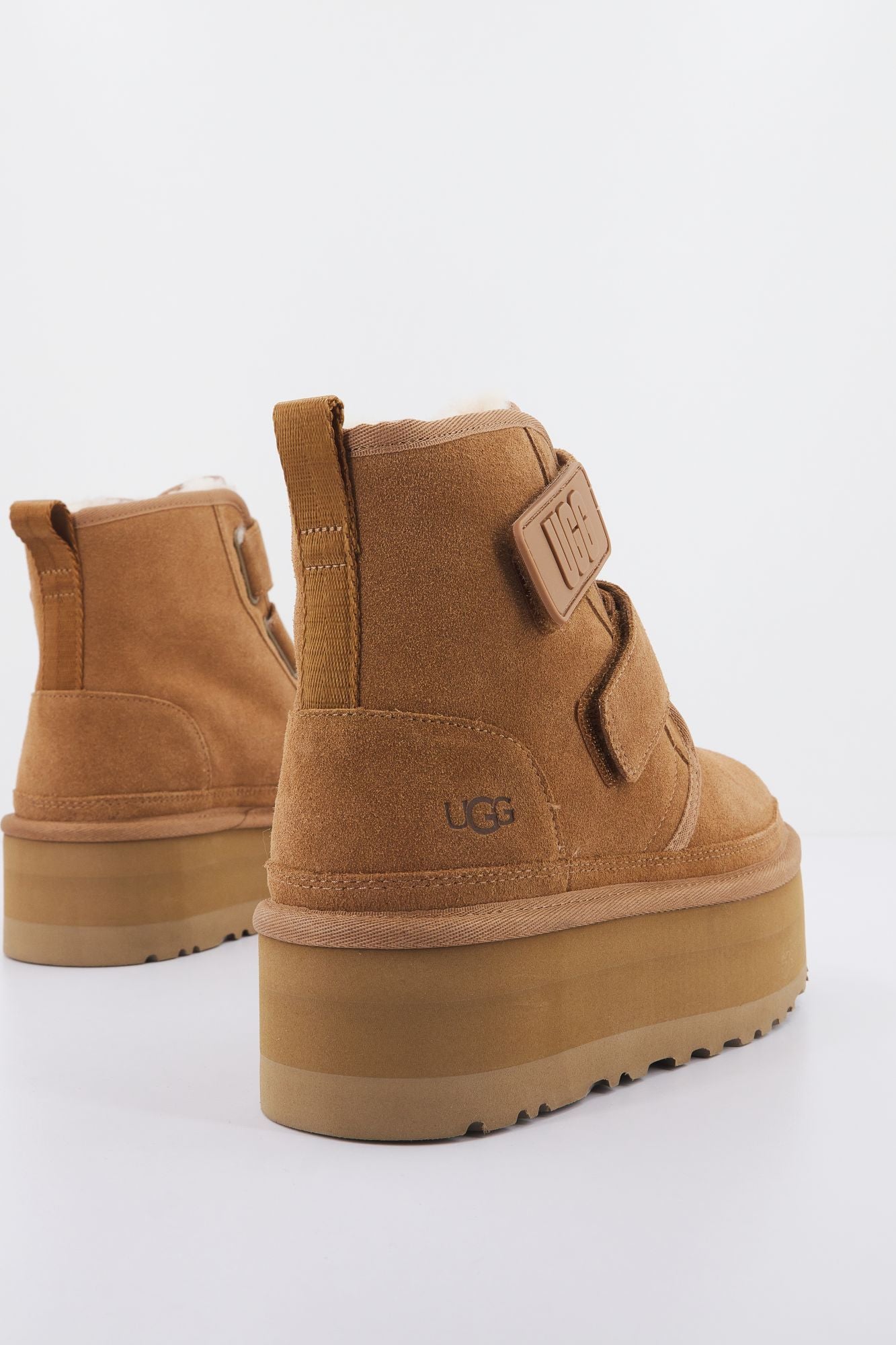 UGG  NEUMEL PLATFORM en color MARRON (3)