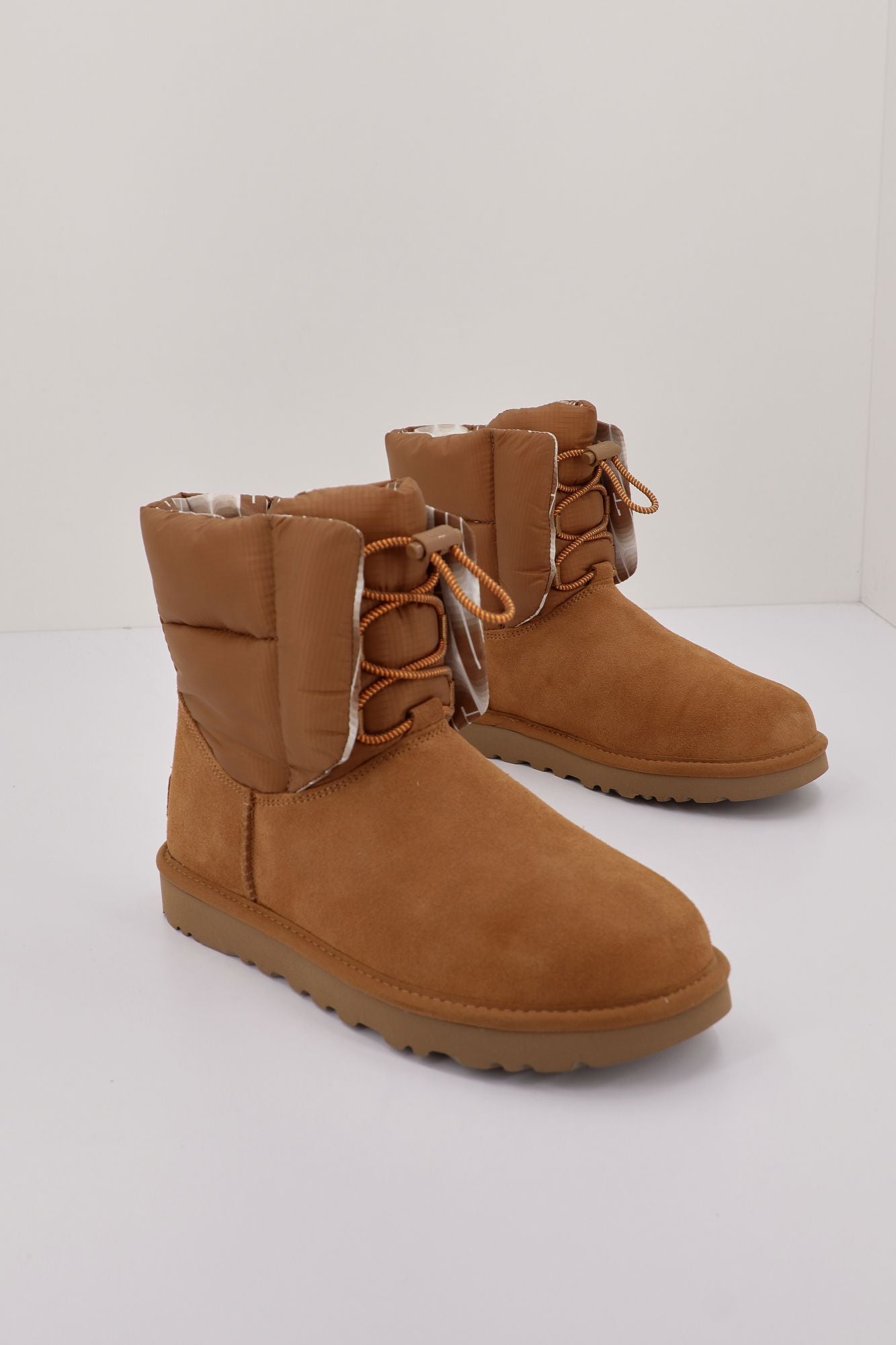 UGG W CLASSIC MAXI TOGGLE en color MARRON (1)