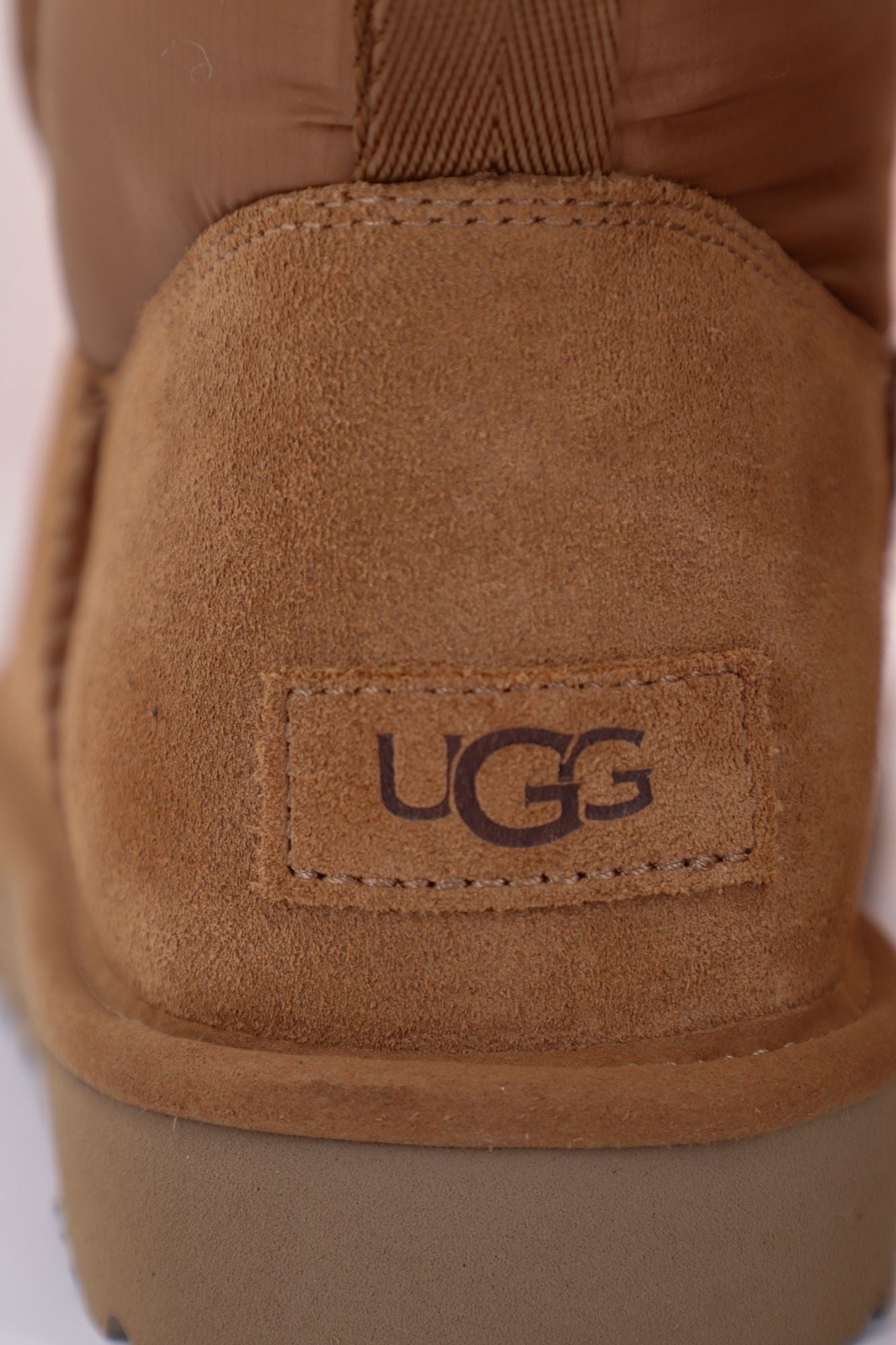 UGG W CLASSIC MAXI TOGGLE en color MARRON (4)