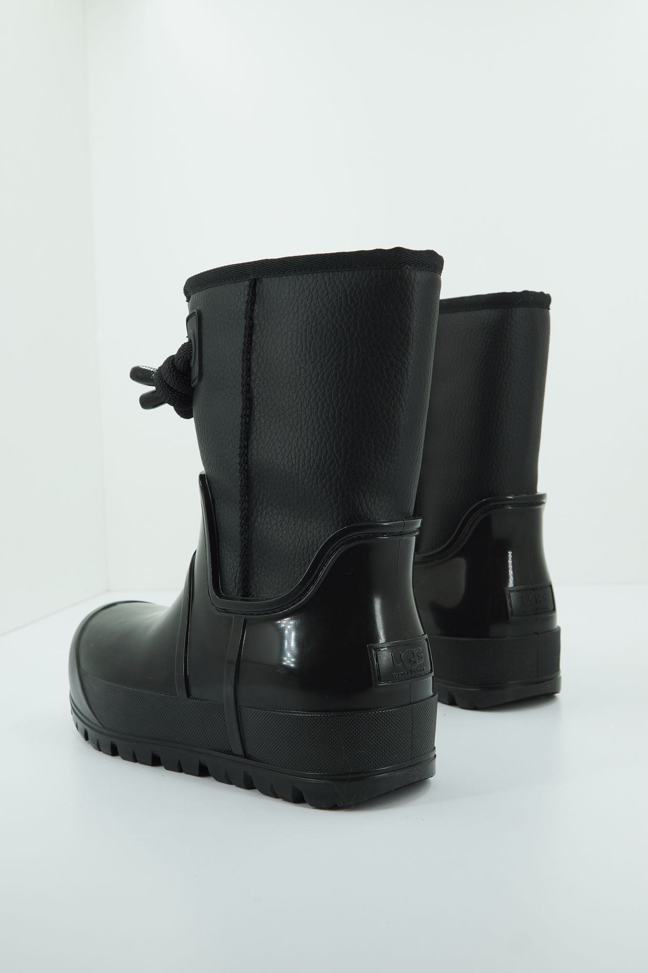 UGG  W RAINCLOUD LACE en color NEGRO (3)