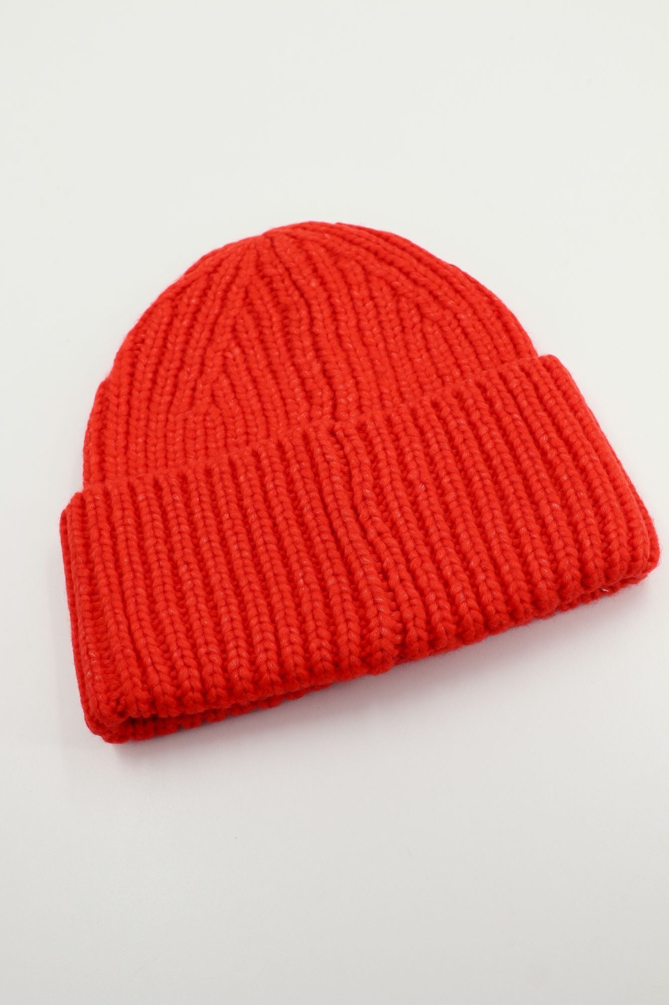 UGG  CHUNKY RIB KNIT SCARF en color ROJO (3)