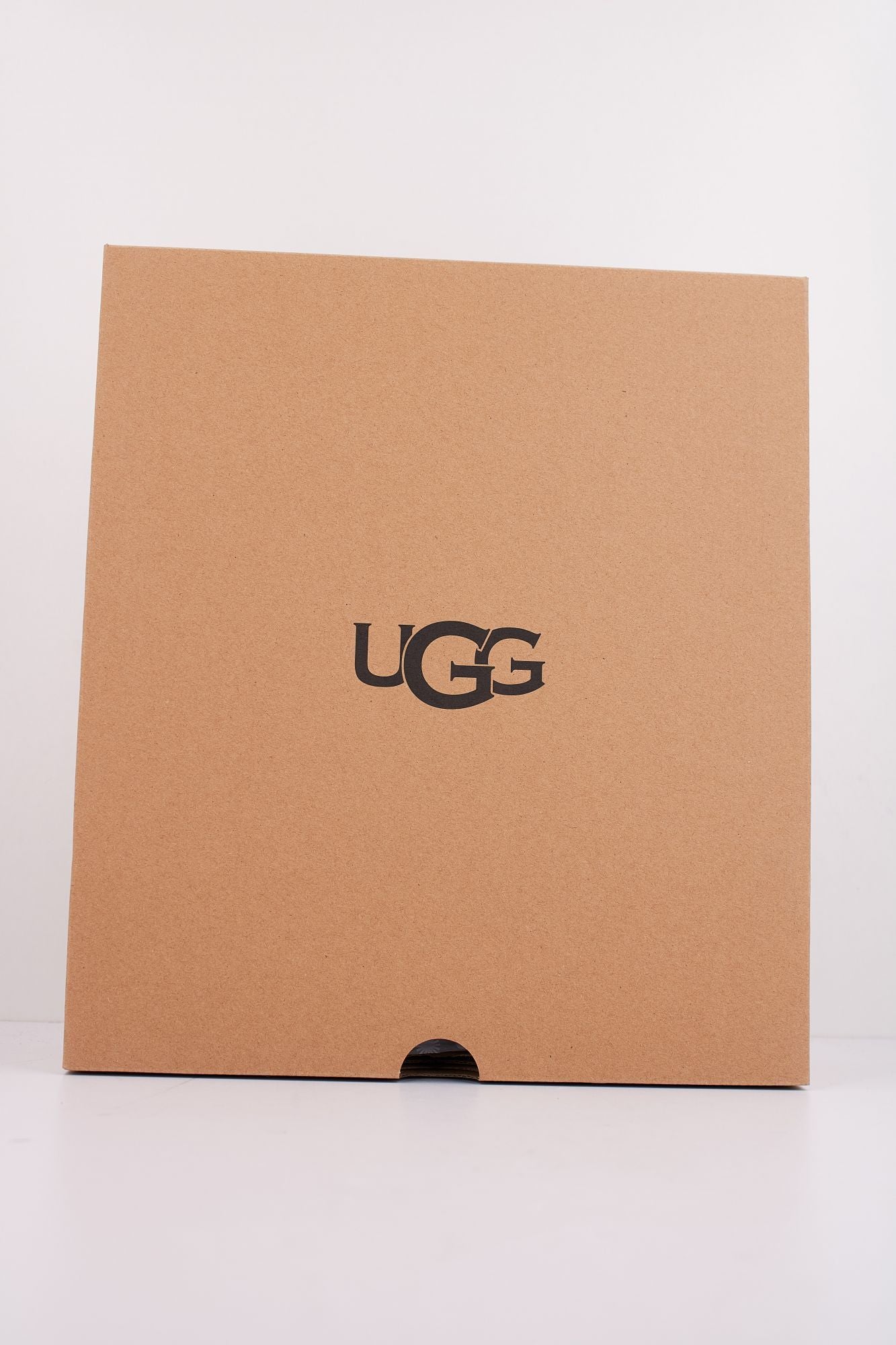 UGG W YOSE FLUFF V2 en color MARRON (6)