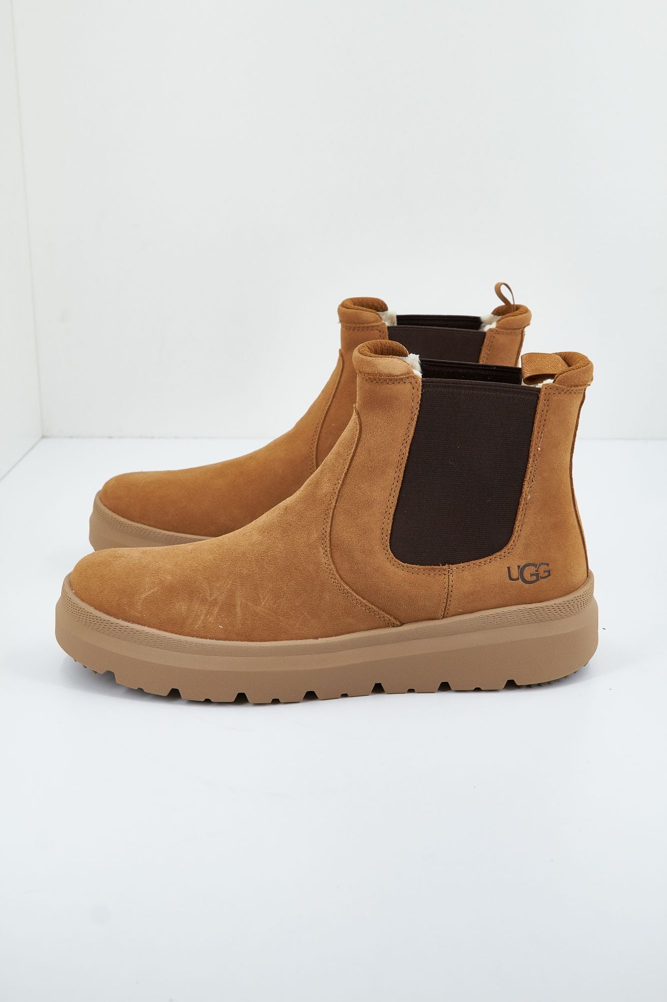 UGG M BURLEIGH CHELSEA en color MARRON (3)